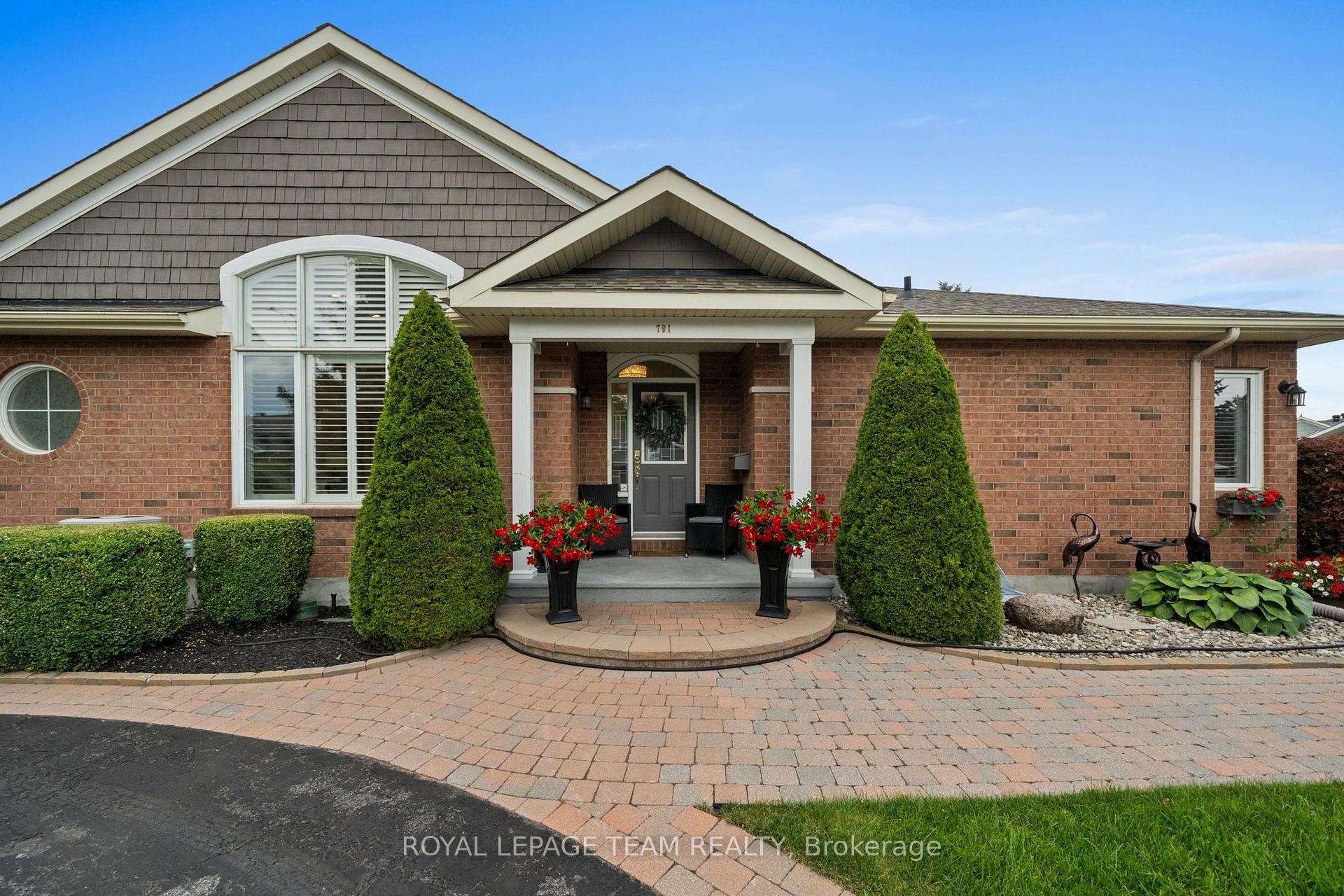 Photo 3 of 791 Hot Springs Way, Ottawa, Riverside South/Gloucester Glen — HOMEH