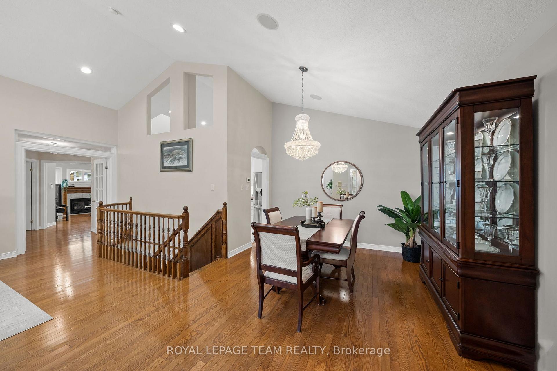 Photo 6 of 791 Hot Springs Way, Ottawa, Riverside South/Gloucester Glen — HOMEH