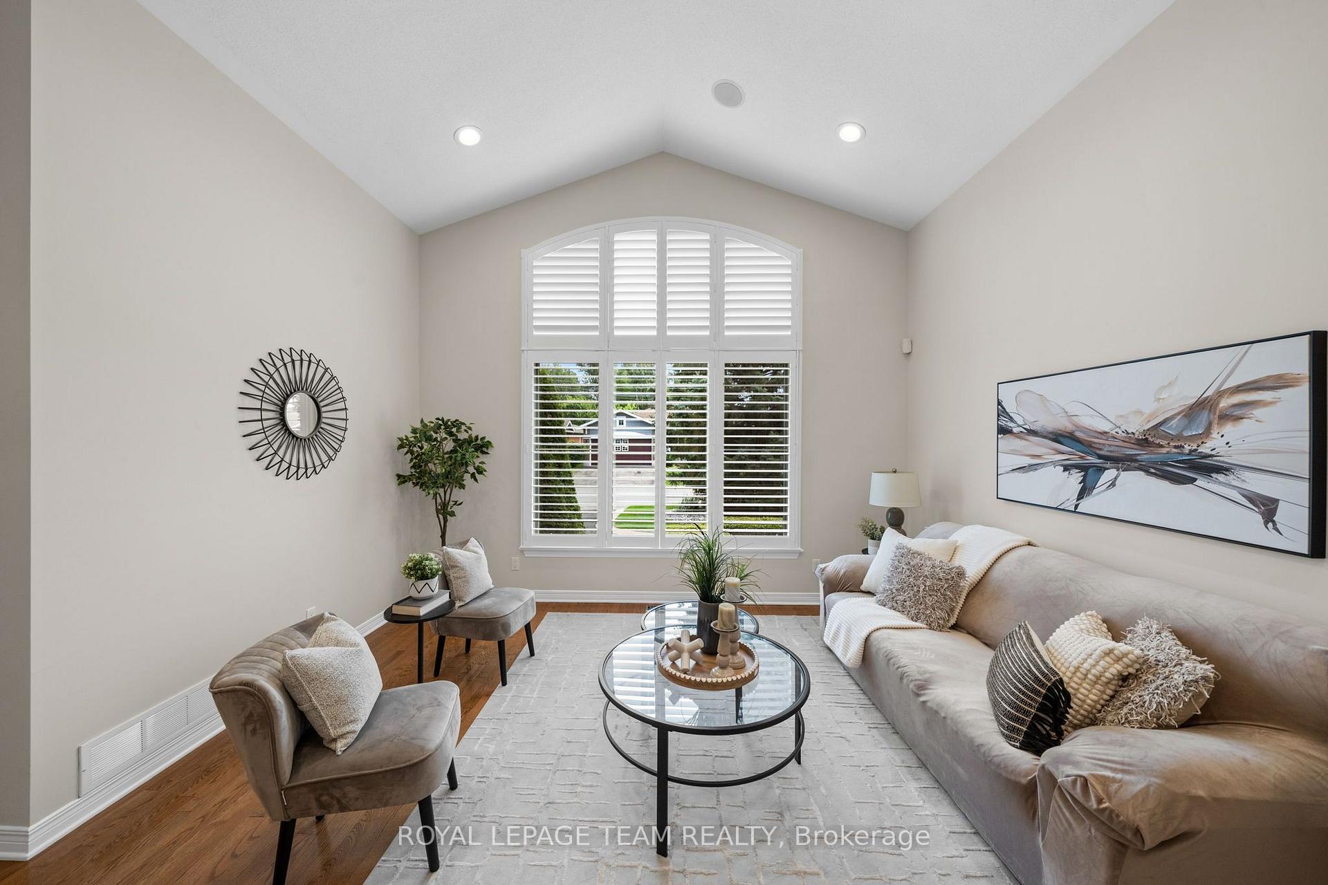 Photo 8 of 791 Hot Springs Way, Ottawa, Riverside South/Gloucester Glen — HOMEH