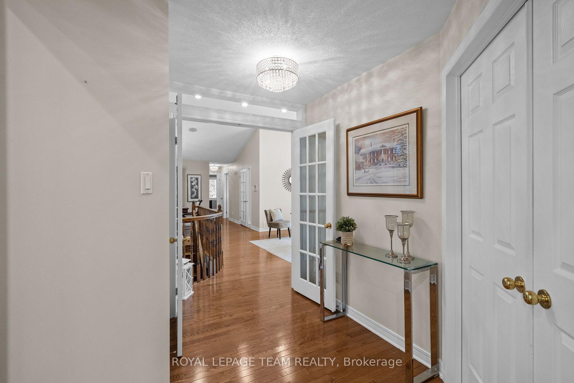Photo 10 of 791 Hot Springs Way, Ottawa, Riverside South/Gloucester Glen — HOMEH