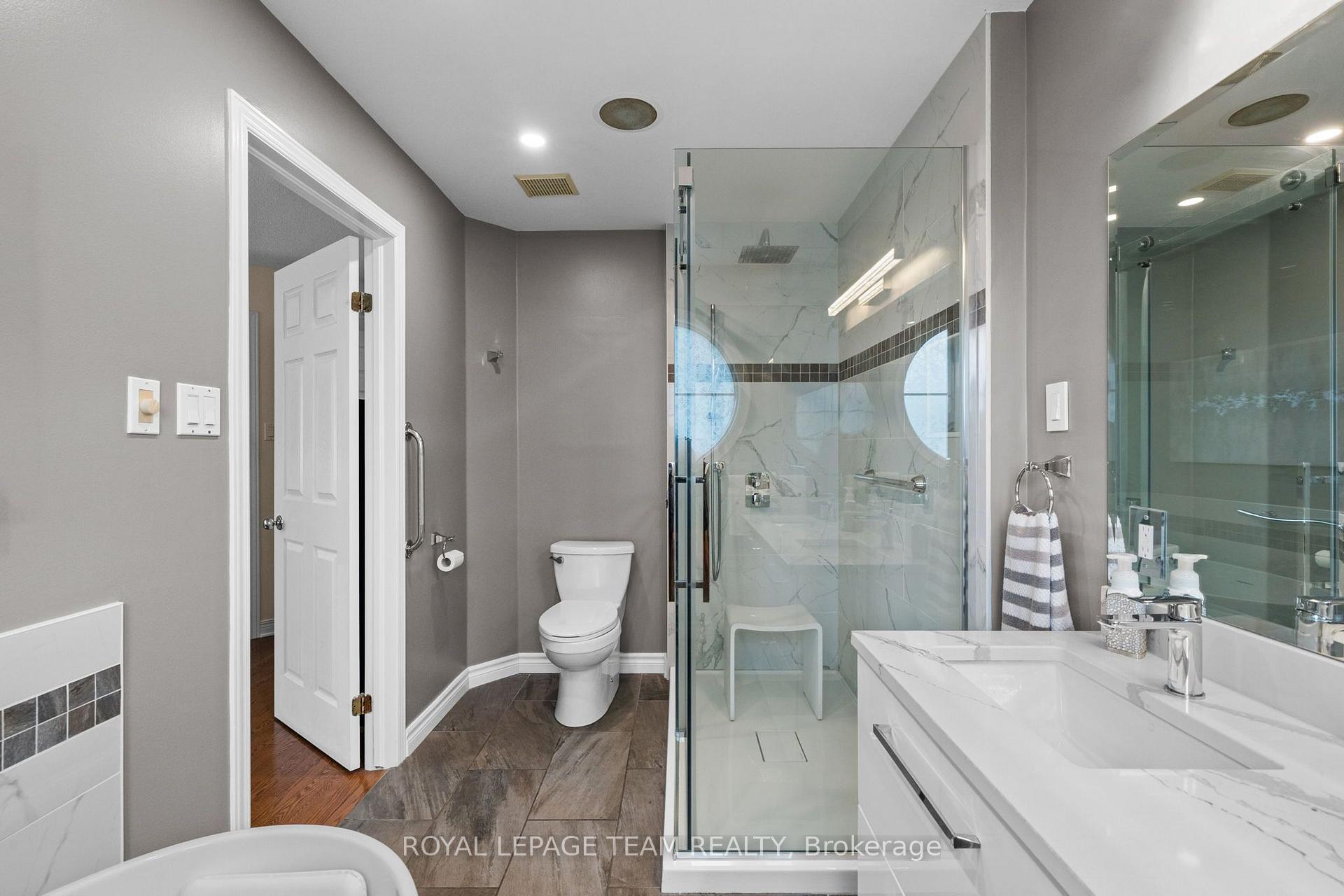 Photo 16 of 791 Hot Springs Way, Ottawa, Riverside South/Gloucester Glen — HOMEH