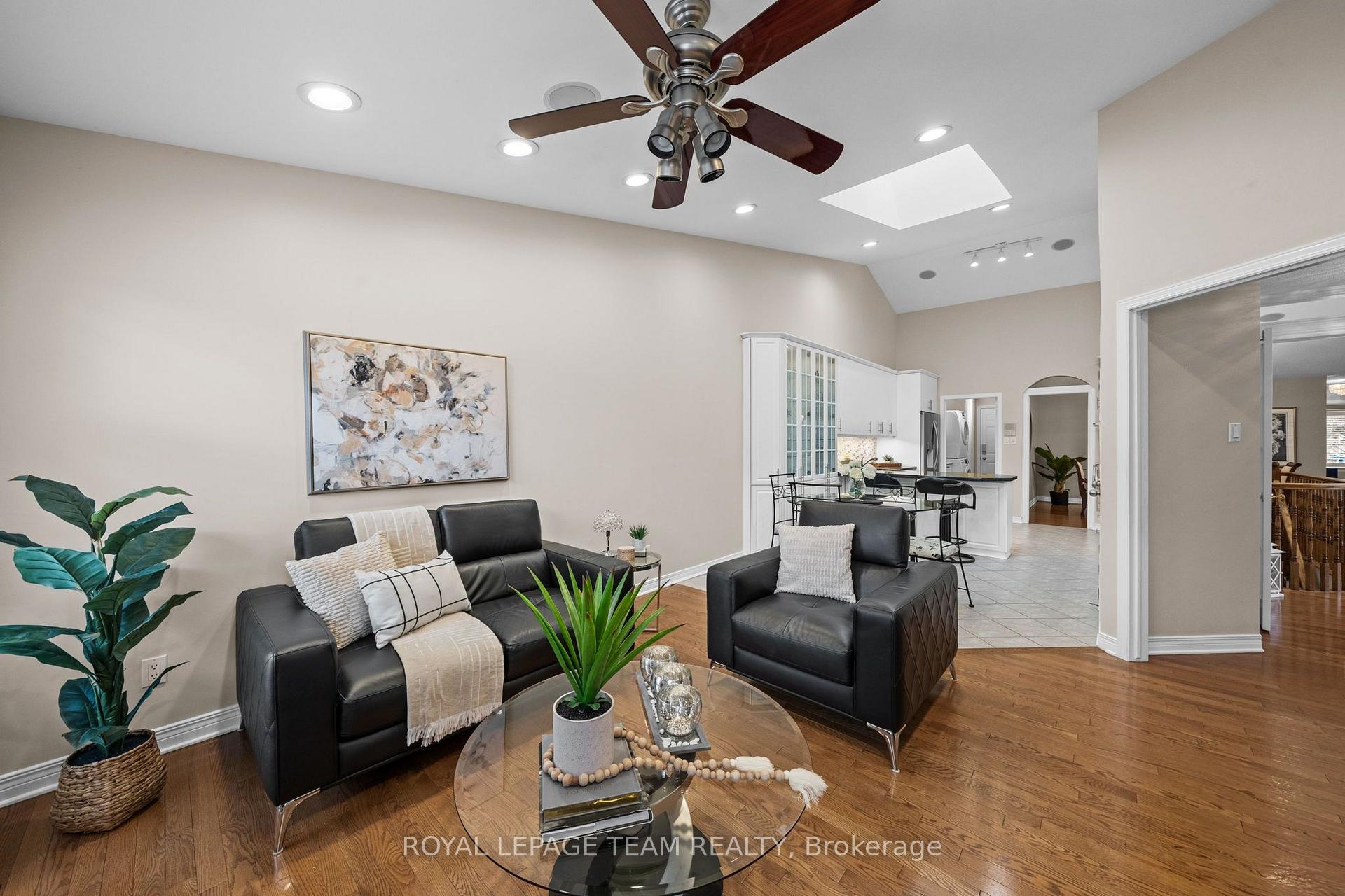 Photo 18 of 791 Hot Springs Way, Ottawa, Riverside South/Gloucester Glen — HOMEH