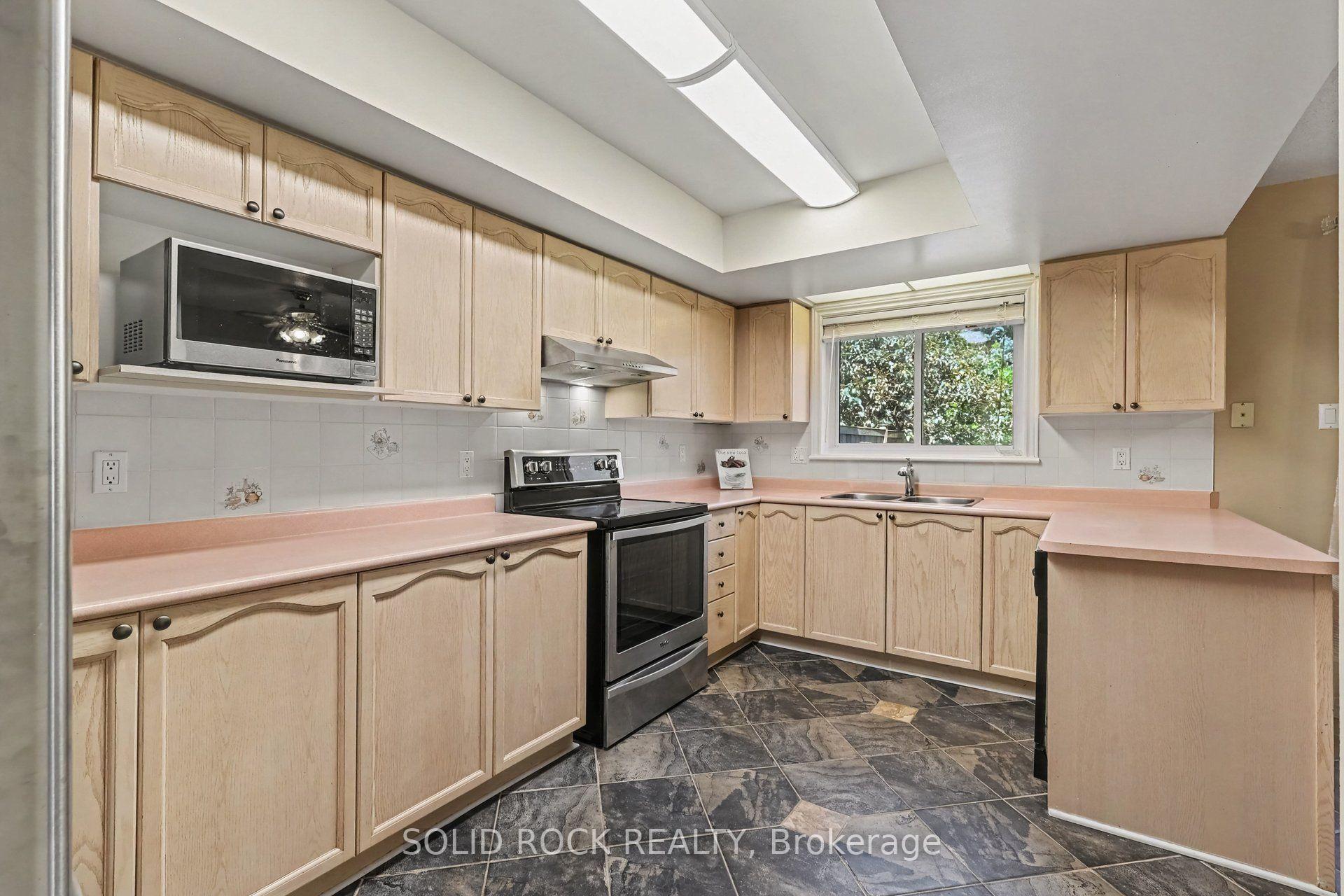 Photo 12 of 76 Grenadier Way, Ottawa, Barrhaven - Longfields — HOMEH