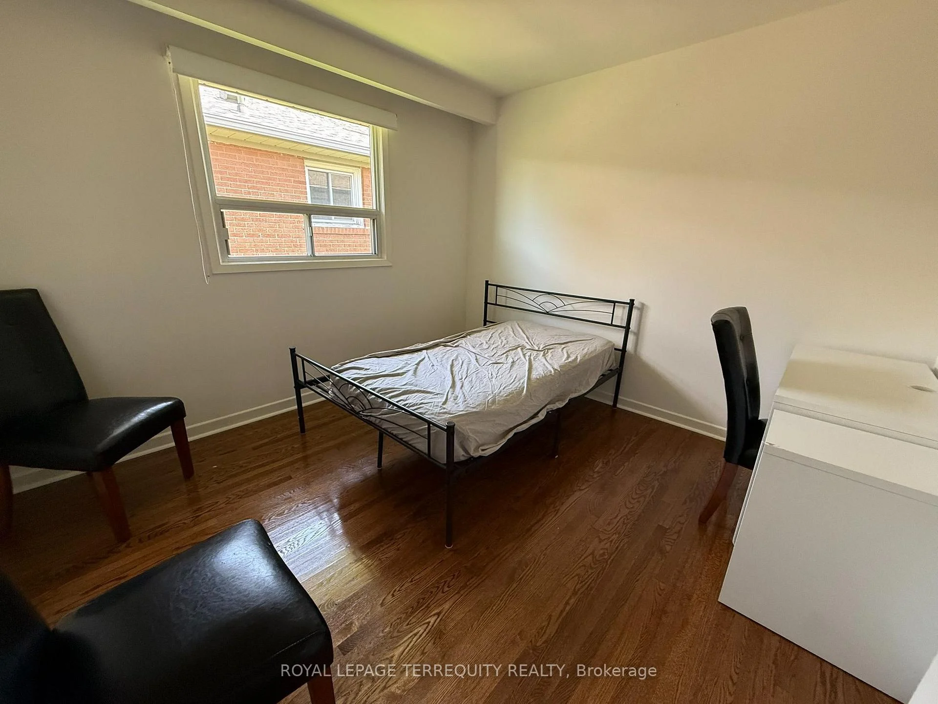Photo 10 of 1213 Shamir Crescent, Mississauga, Erindale — HOMEH