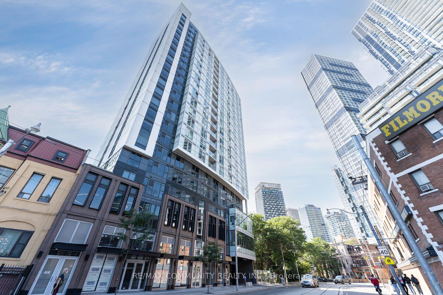 Photo 2 of Unit 501, 219 Dundas Street E, Toronto, Church-Yonge Corridor — HOMEH