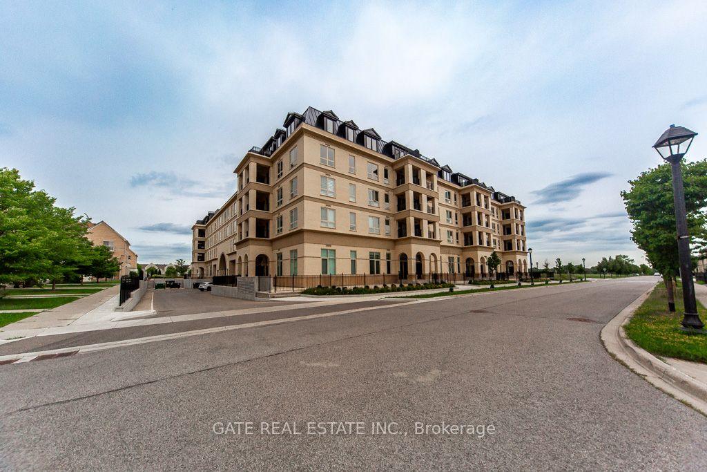Photo 2 of Unit Ph3, 101 Cathedral High Street, Markham, Cathedraltown — HOMEH