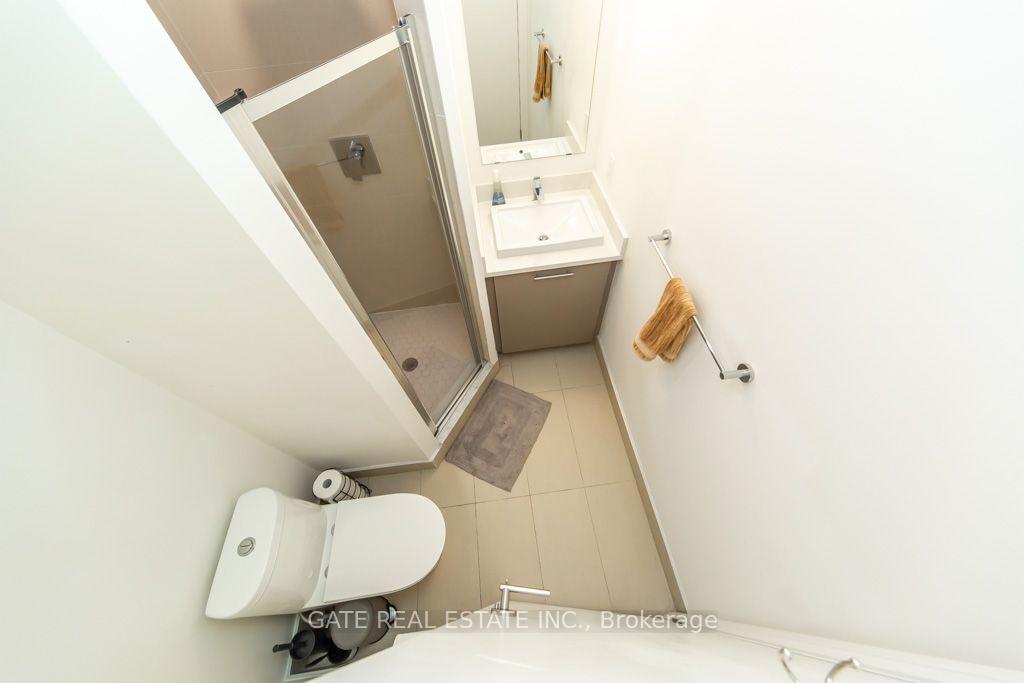 Photo 41 of Unit Ph3, 101 Cathedral High Street, Markham, Cathedraltown — HOMEH