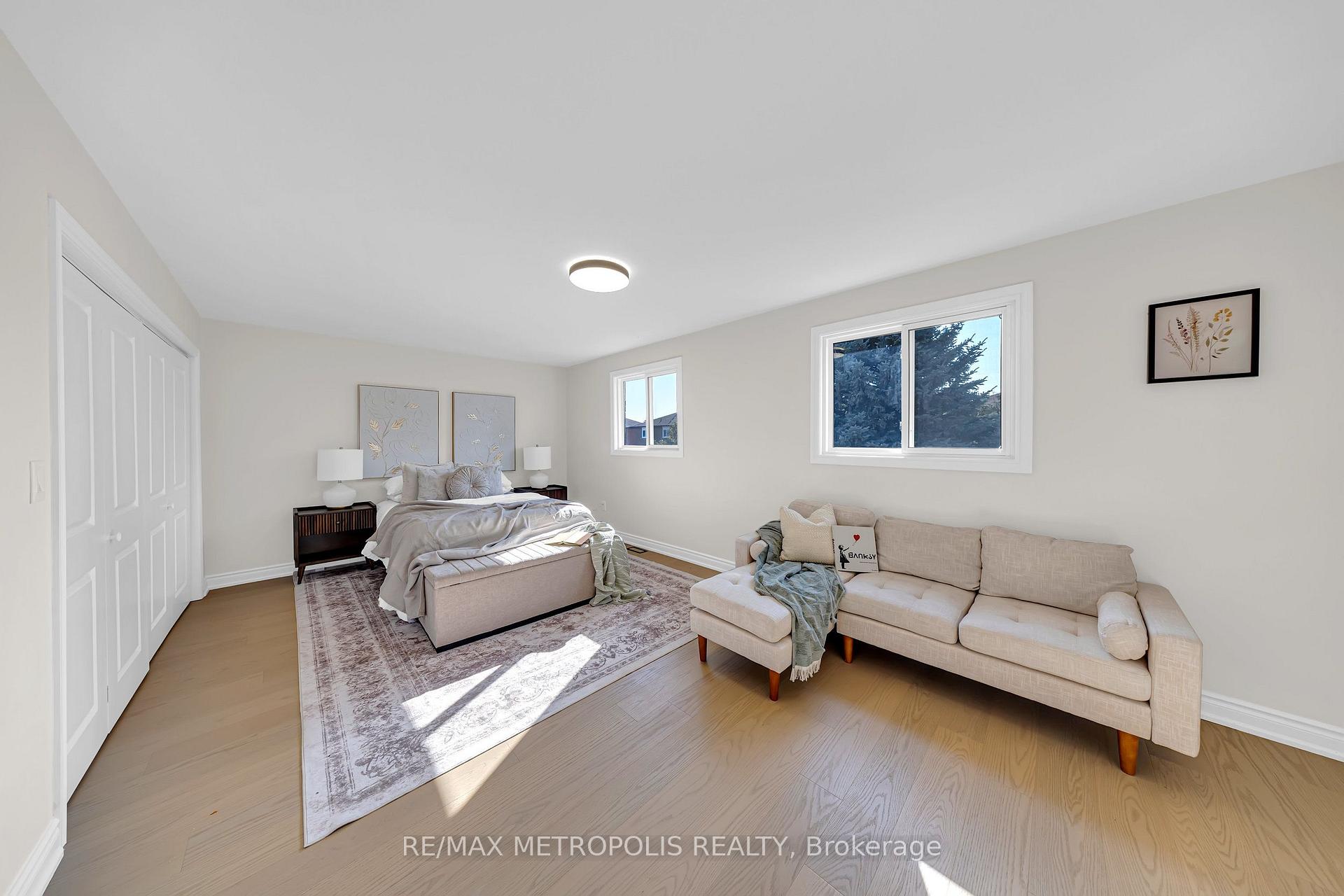 Photo 34 of 296 Thornton Road N, Oshawa, McLaughlin — HOMEH