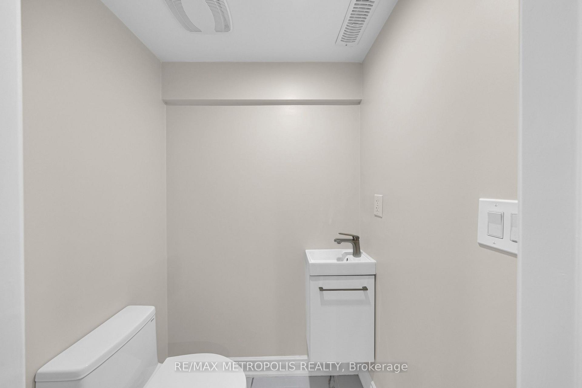 Photo 41 of 296 Thornton Road N, Oshawa, McLaughlin — HOMEH