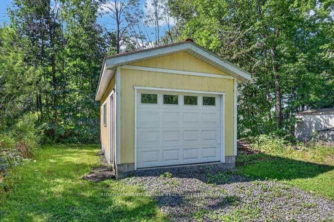 Photo 6 of 303-2 Carleton Street N, Rideau Lakes, Rideau Lakes (North Crosby) Twp — HOMEH