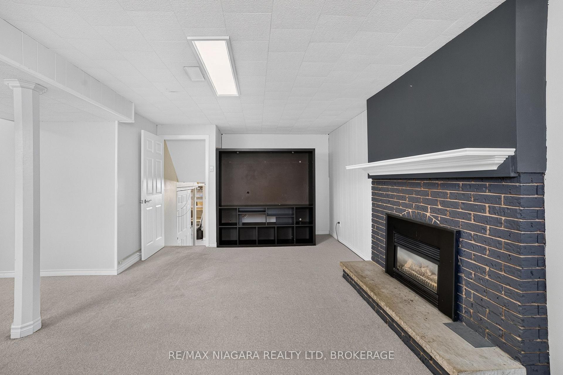 Photo 31 of 4240 Brookdale Drive, Niagara Falls, Ascot — HOMEH
