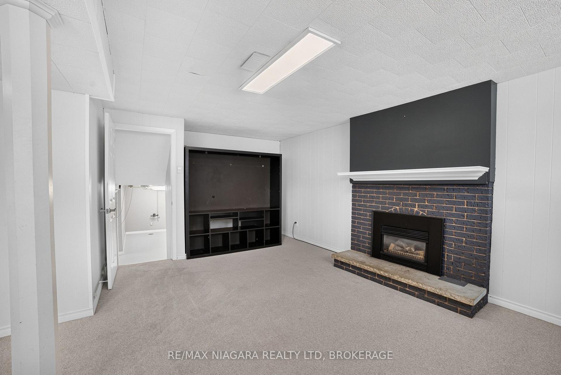 Photo 34 of 4240 Brookdale Drive, Niagara Falls, Ascot — HOMEH