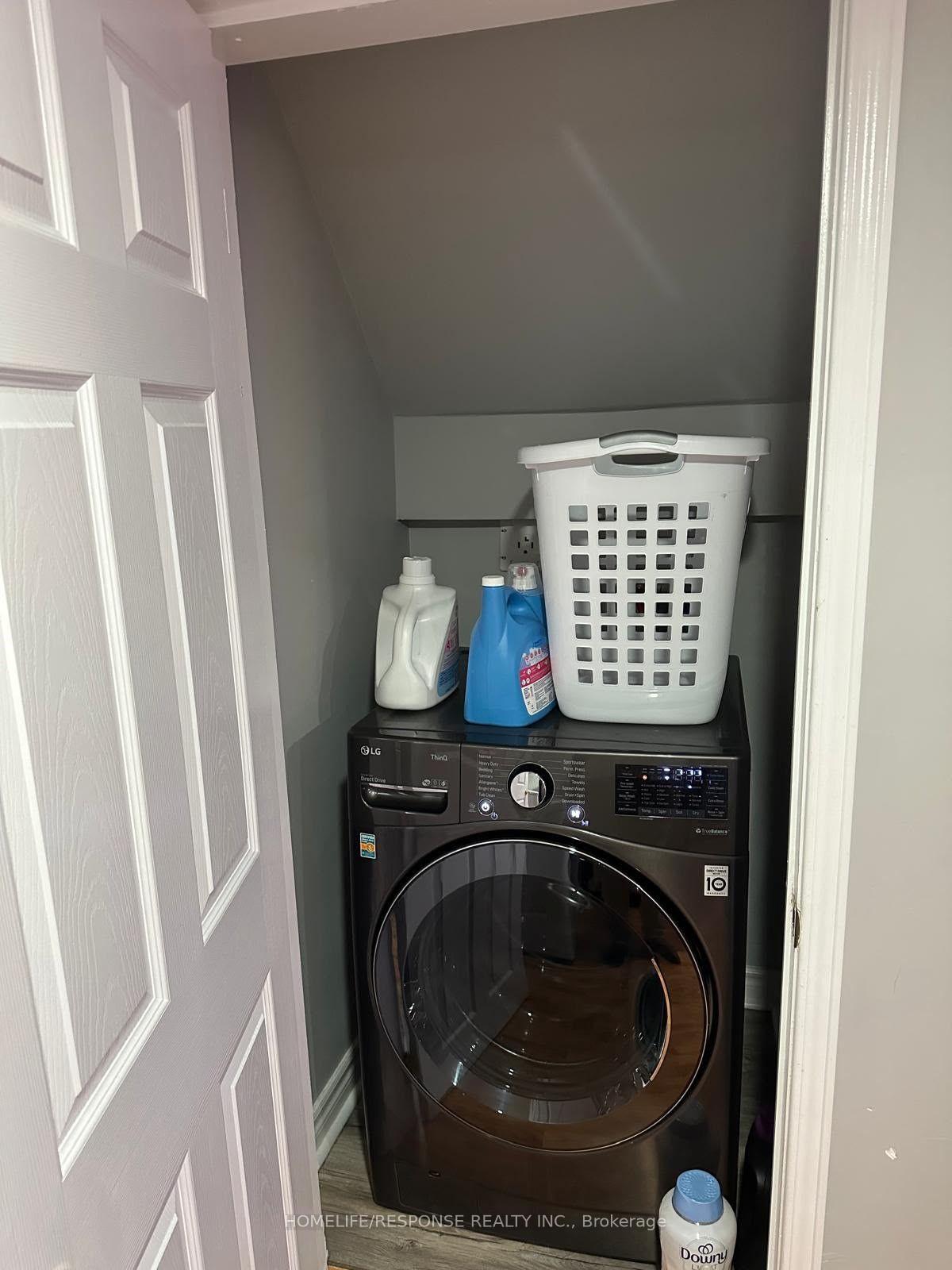 Photo 9 of Unit BASEMENT, 5695 Jenvic Grove, Mississauga, Churchill Meadows — HOMEH