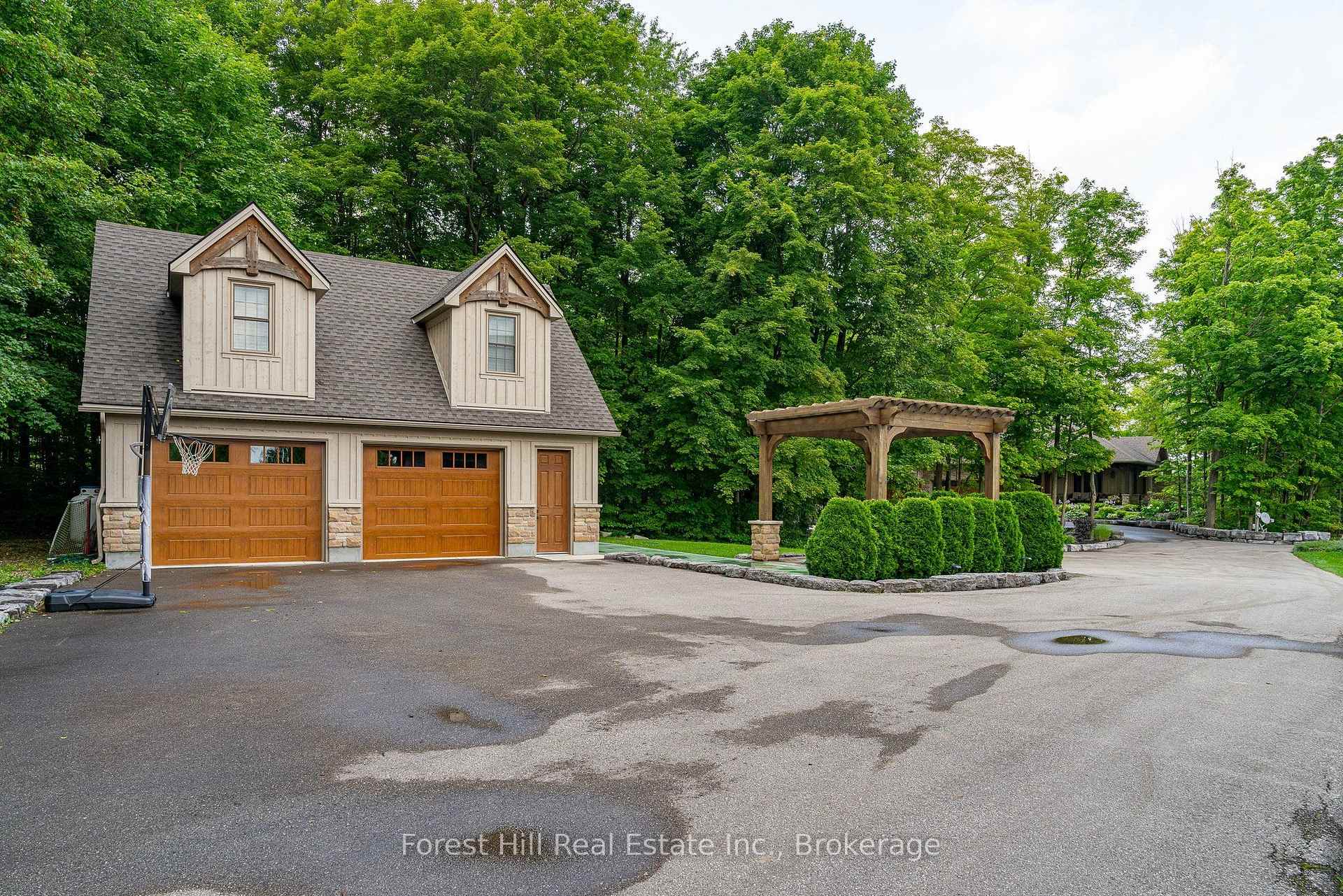Photo 23 of 201 Peters Crescent, Grey Highlands — HOMEH