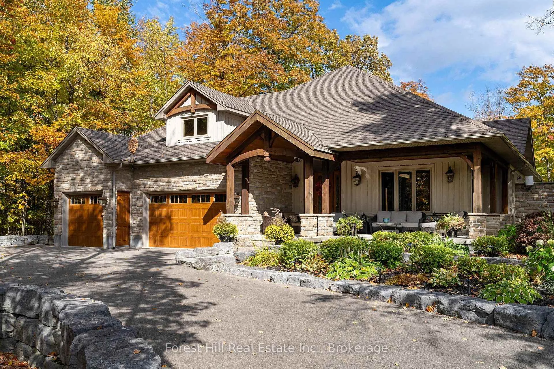 Photo 8 of 201 Peters Crescent, Grey Highlands — HOMEH