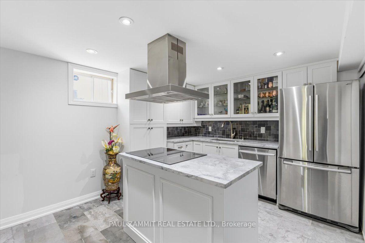 Photo 32 of 21 Kings Inn Trail, Markham, Bayview Fairway-Bayview Country Club Estates — HOMEH