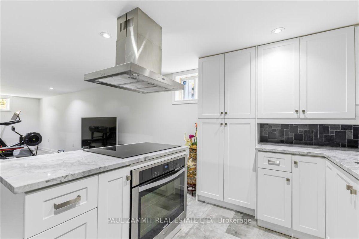 Photo 33 of 21 Kings Inn Trail, Markham, Bayview Fairway-Bayview Country Club Estates — HOMEH