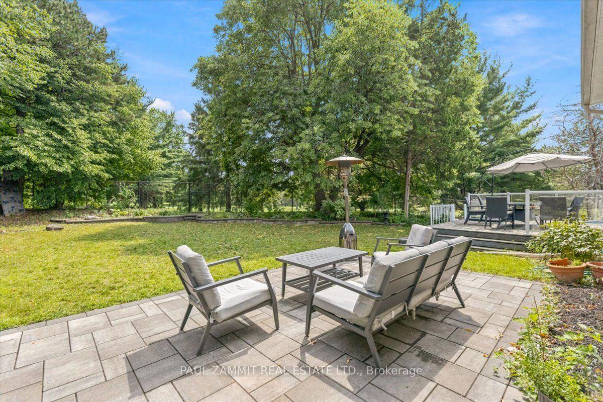 Photo 4 of 21 Kings Inn Trail, Markham, Bayview Fairway-Bayview Country Club Estates — HOMEH