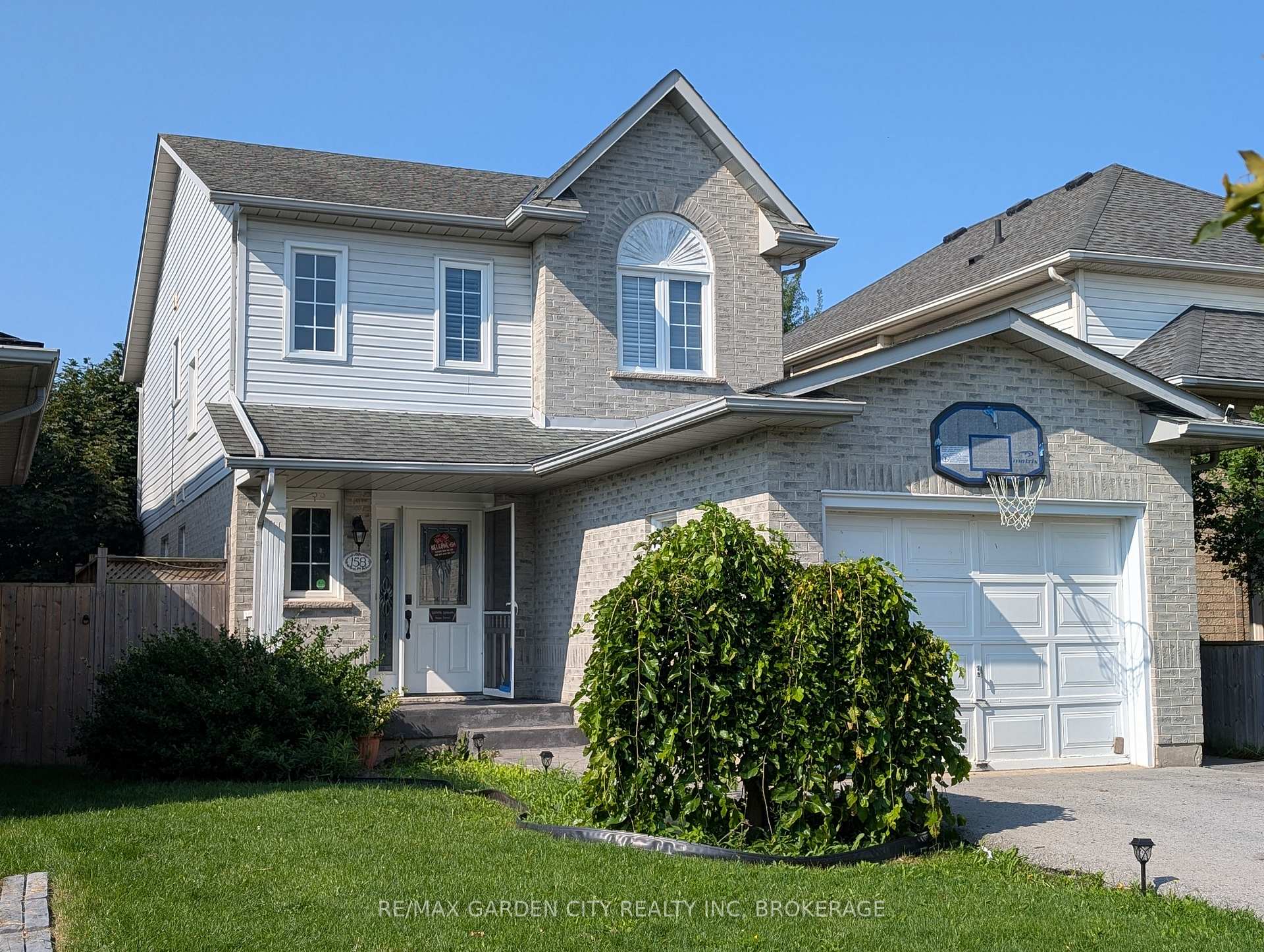 Photo 1 of 158 Summers Drive, Thorold, Confederation Heights — HOMEH