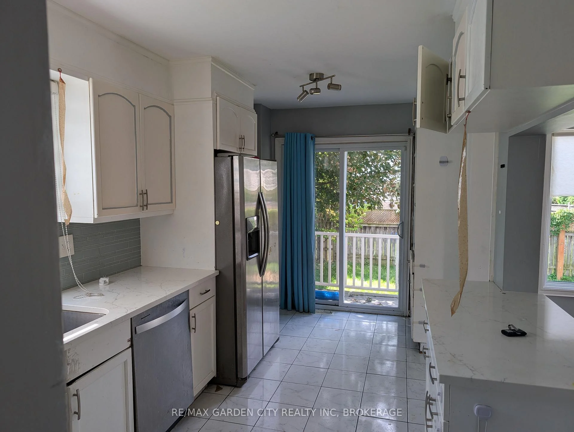 Photo 5 of 158 Summers Drive, Thorold, Confederation Heights — HOMEH