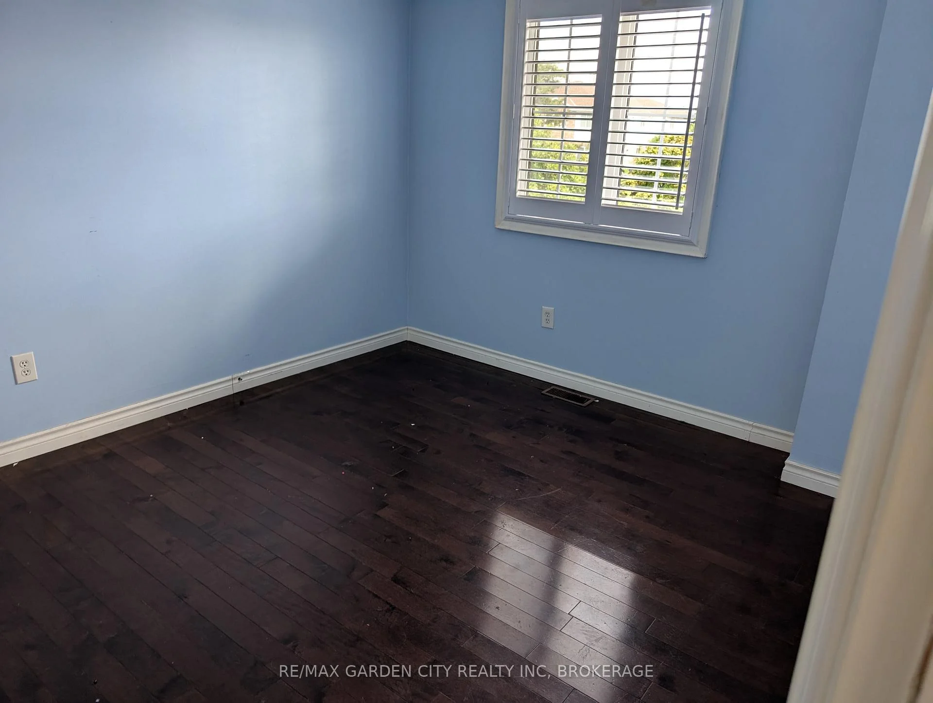 Photo 10 of 158 Summers Drive, Thorold, Confederation Heights — HOMEH