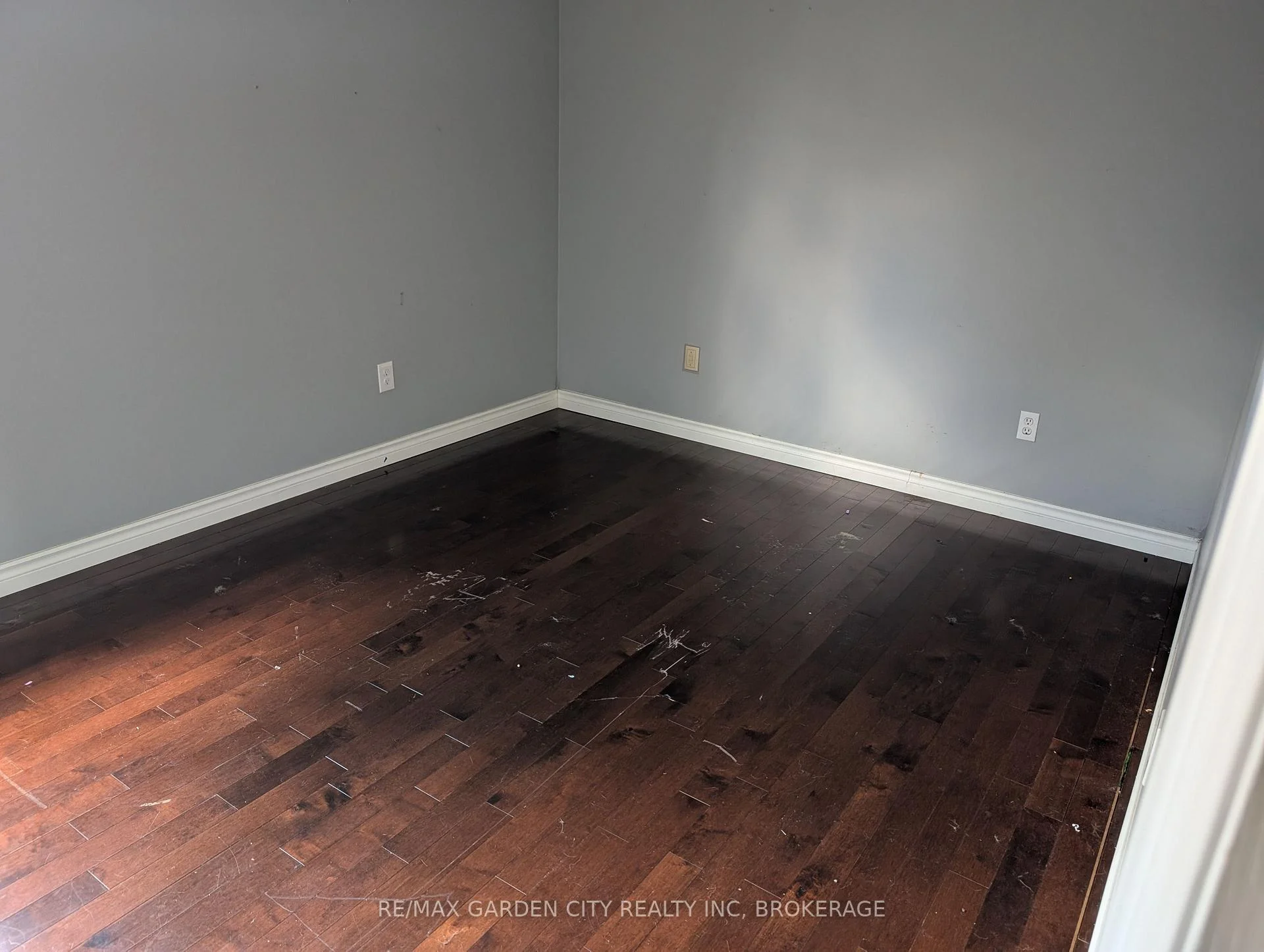 Photo 11 of 158 Summers Drive, Thorold, Confederation Heights — HOMEH