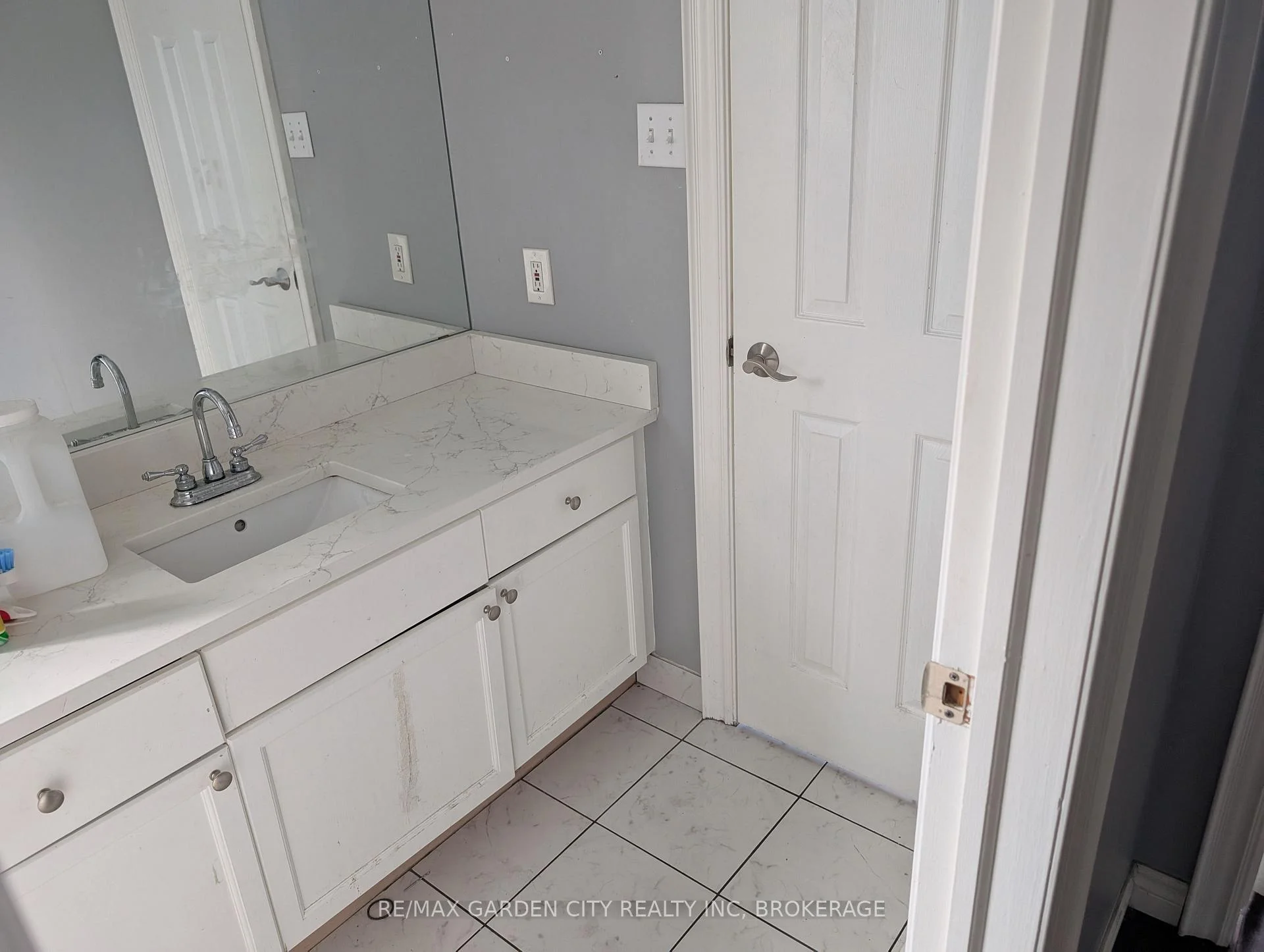 Photo 13 of 158 Summers Drive, Thorold, Confederation Heights — HOMEH
