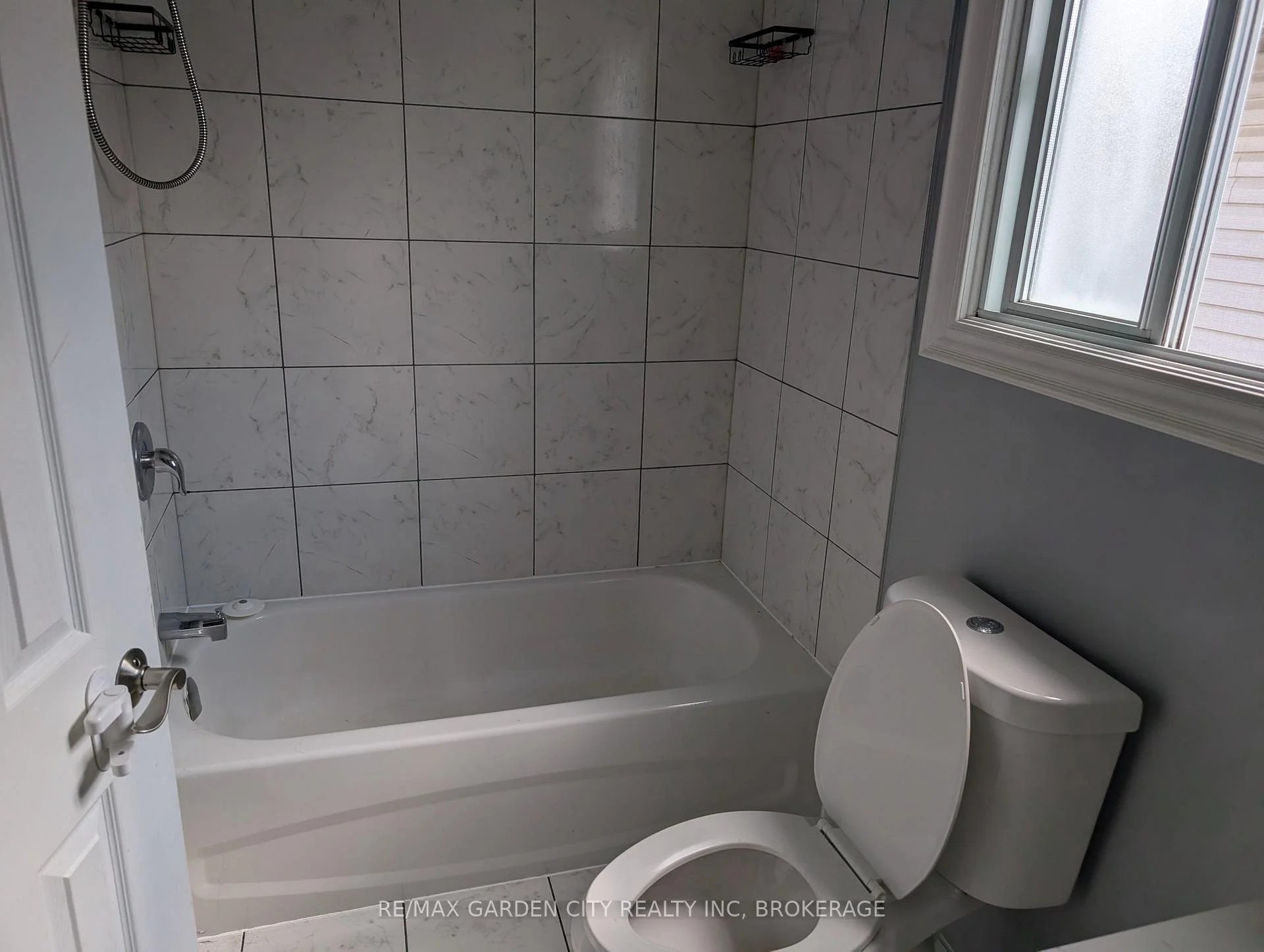 Photo 16 of 158 Summers Drive, Thorold, Confederation Heights — HOMEH