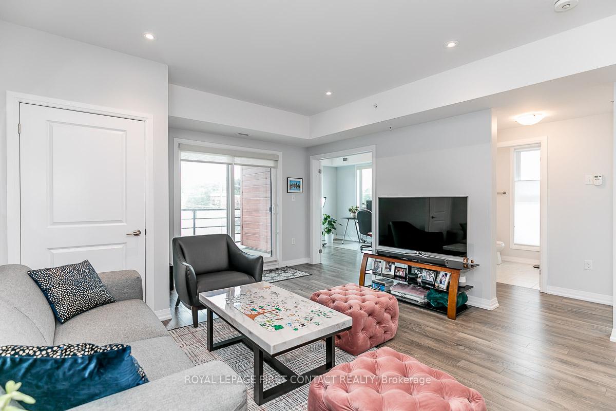 Photo 6 of Unit 501, 300 Essa Road, Barrie, 400 West — HOMEH