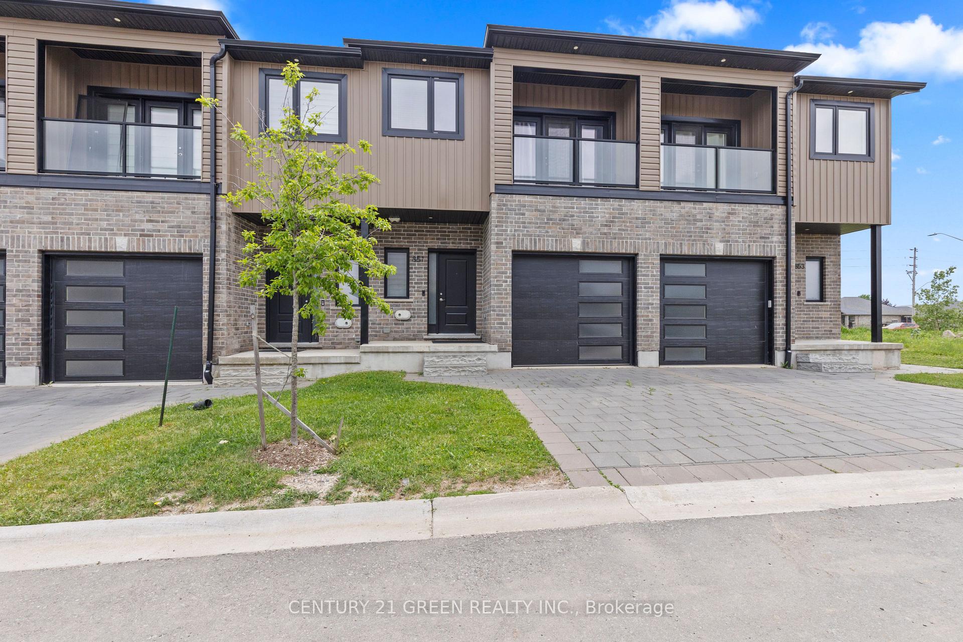 Photo 2 of 851 Sarnia Road, London, North M — HOMEH