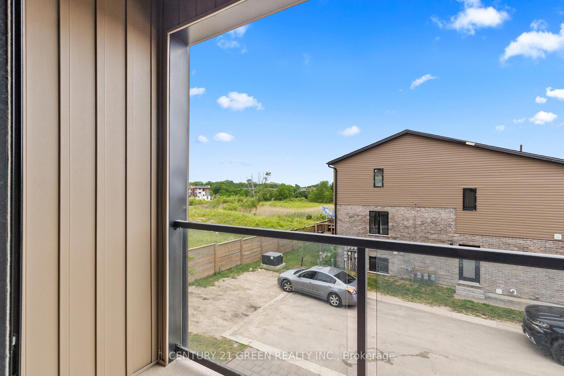 Photo 27 of 851 Sarnia Road, London, North M — HOMEH