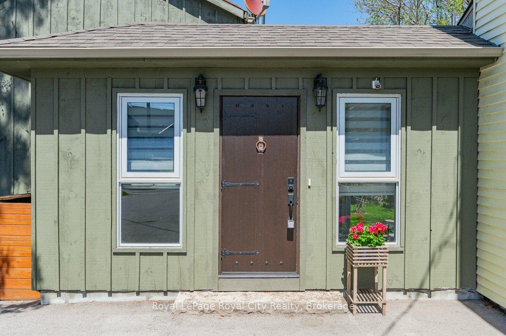 Photo 4 of 73 Queen Street, Puslinch, Morriston — HOMEH