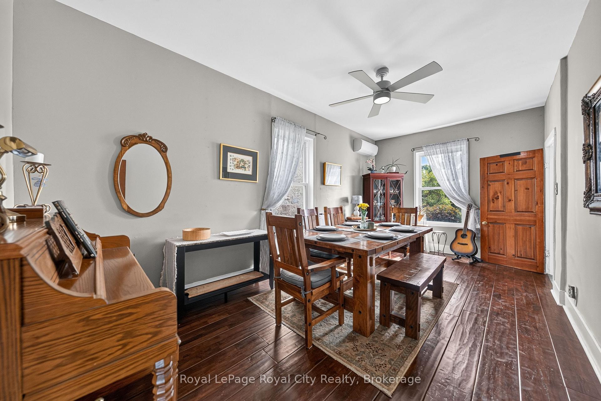 Photo 12 of 73 Queen Street, Puslinch, Morriston — HOMEH