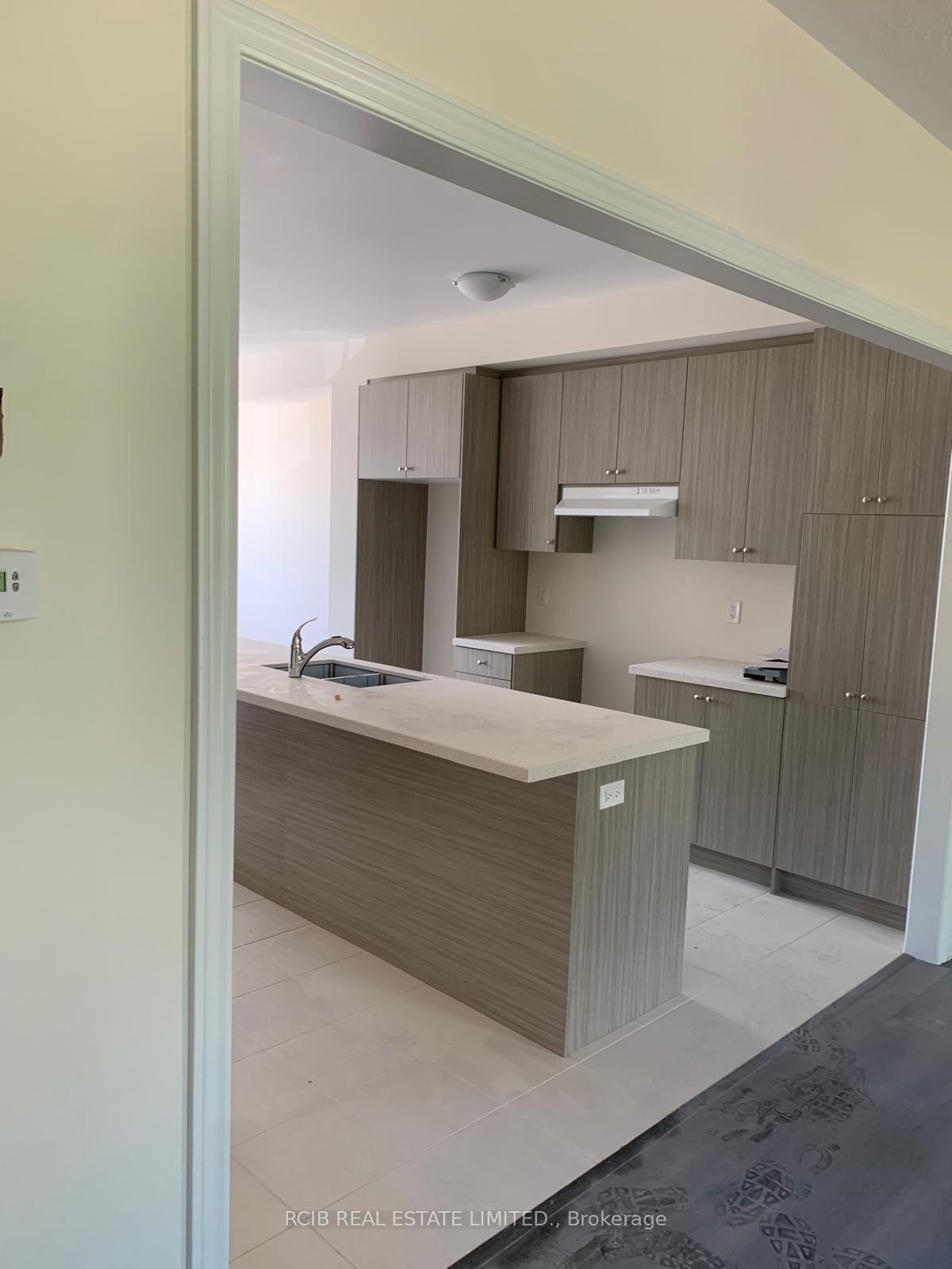 Photo 7 of Unit 22, 68 First Street, Orangeville — HOMEH