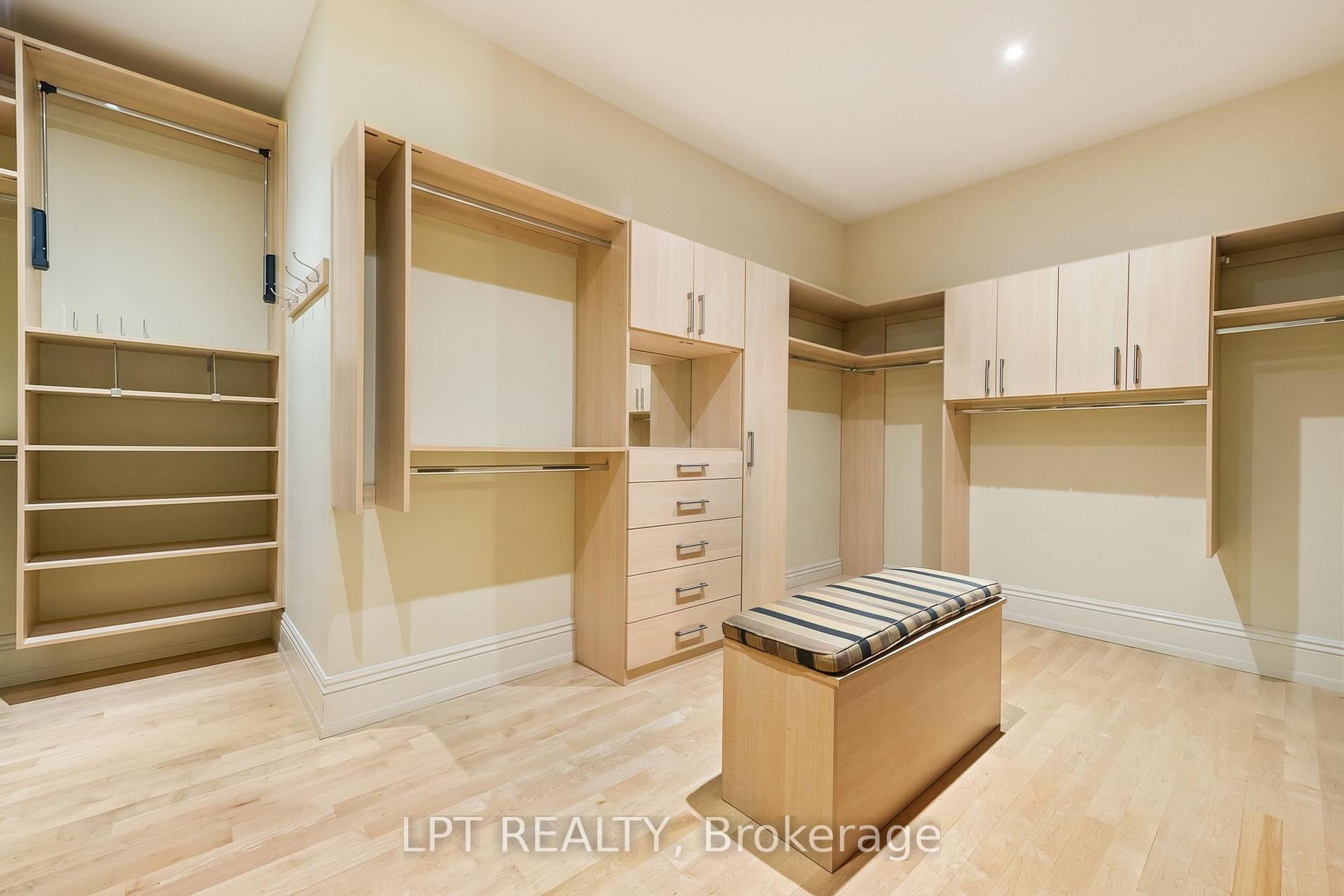 Photo 25 of 431 Lockmaster Crescent, Ottawa, Manotick Village & Manotick Estates — HOMEH