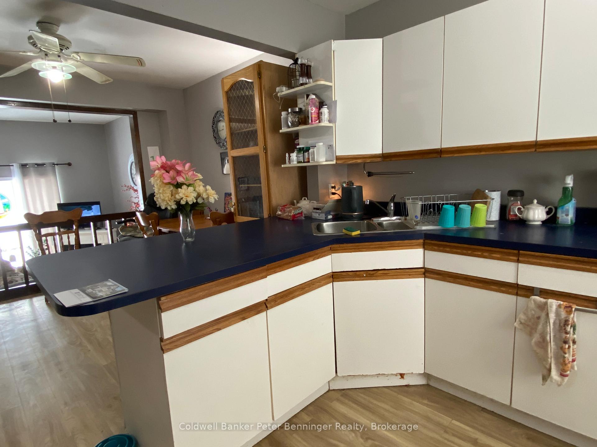 Photo 4 of Unit 6, 6 Philip Place, Kincardine — HOMEH