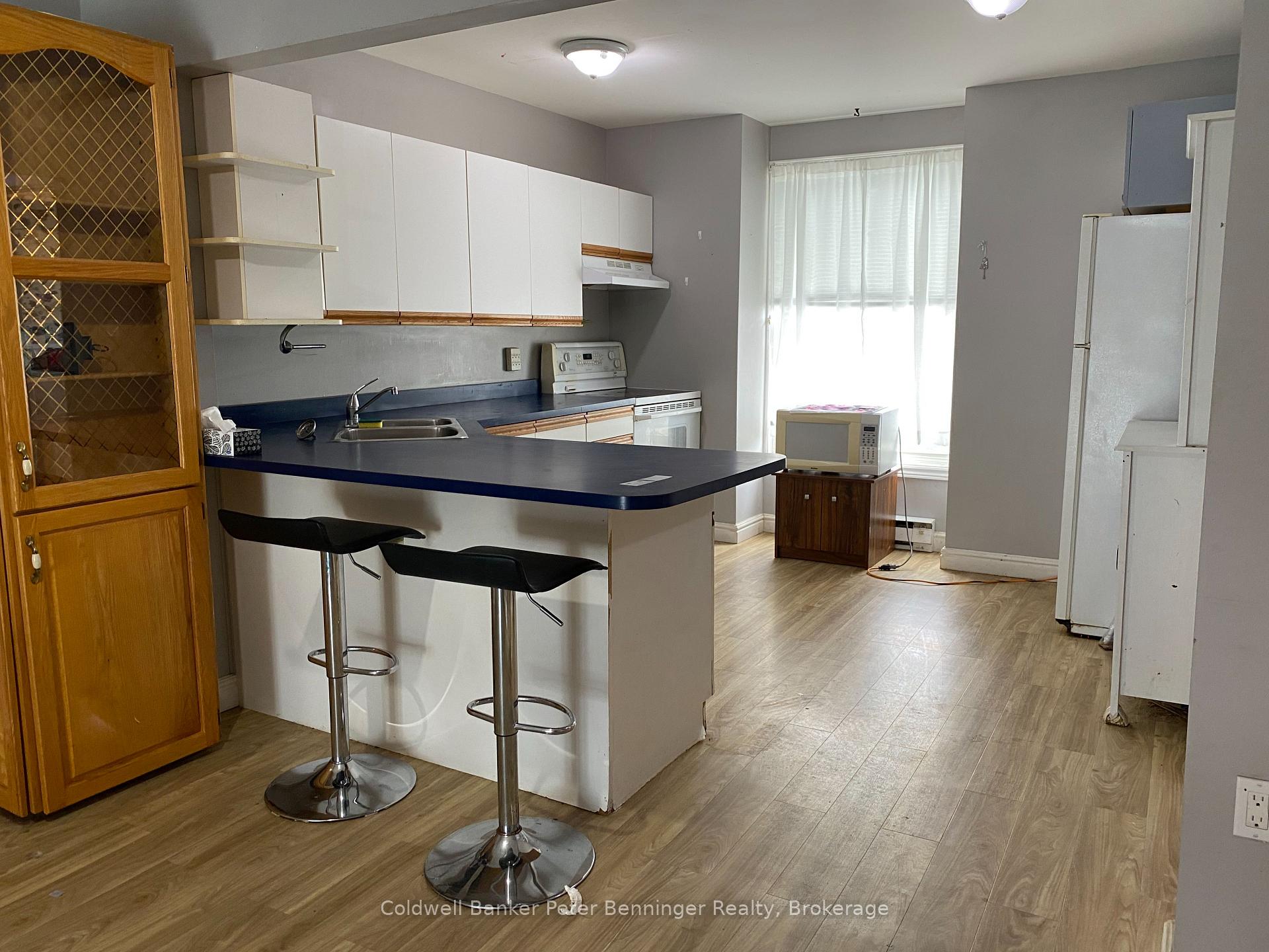 Photo 5 of Unit 6, 6 Philip Place, Kincardine — HOMEH