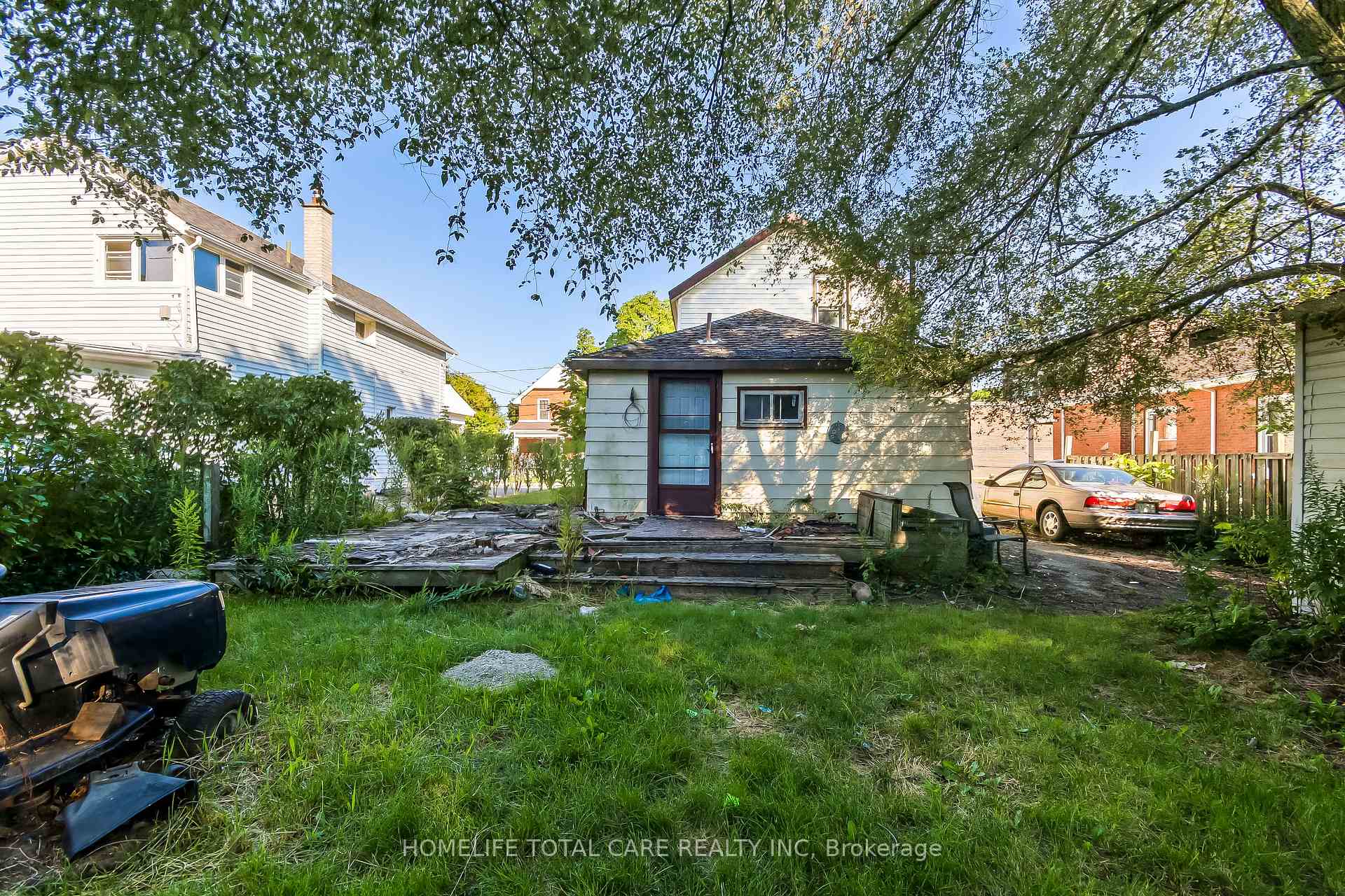 Photo 3 of 49 Grand Street, Brantford, North Park/Wood St. — HOMEH