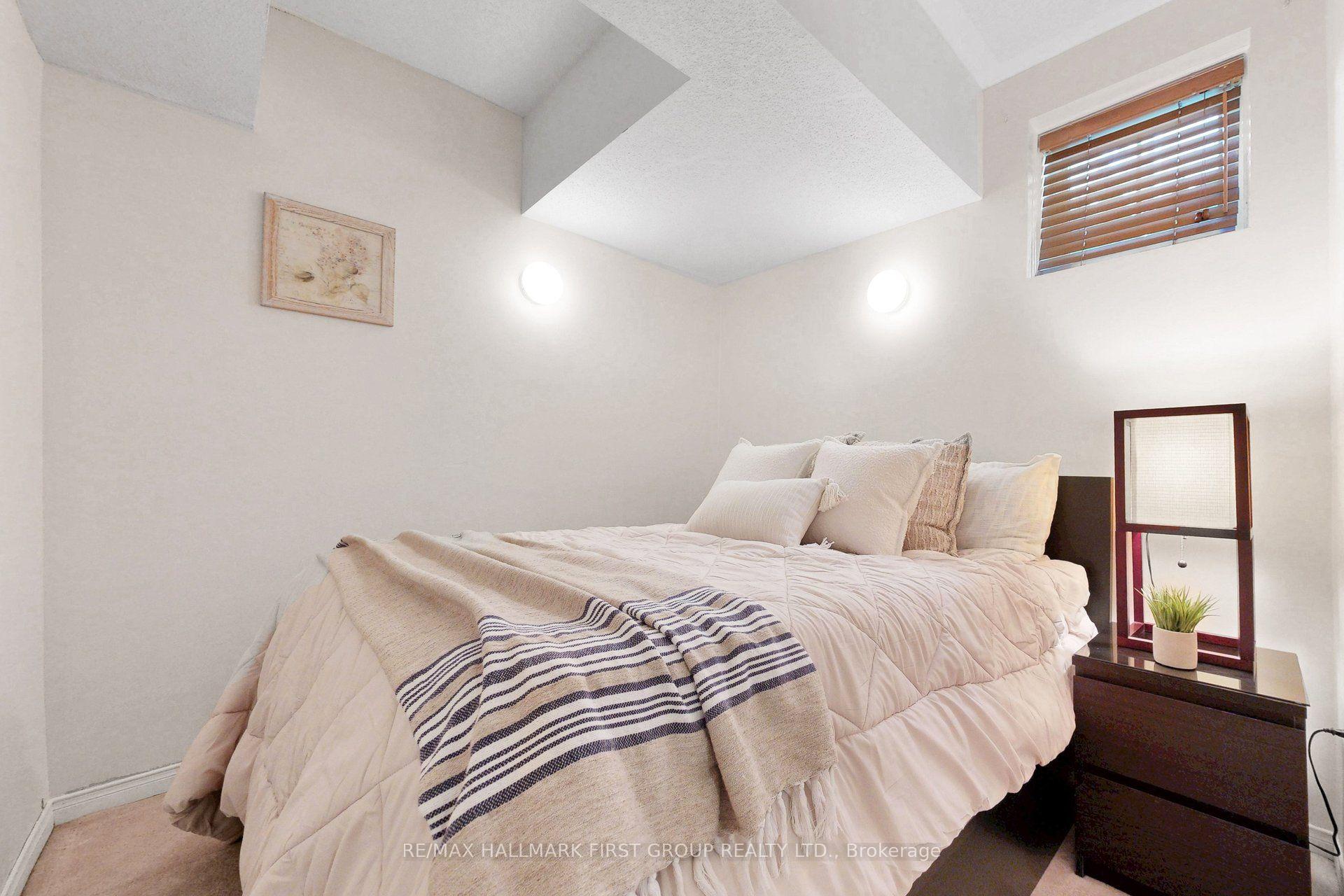 Photo 16 of Unit 34, 42 Pinery Trail, Scarborough, Malvern — HOMEH