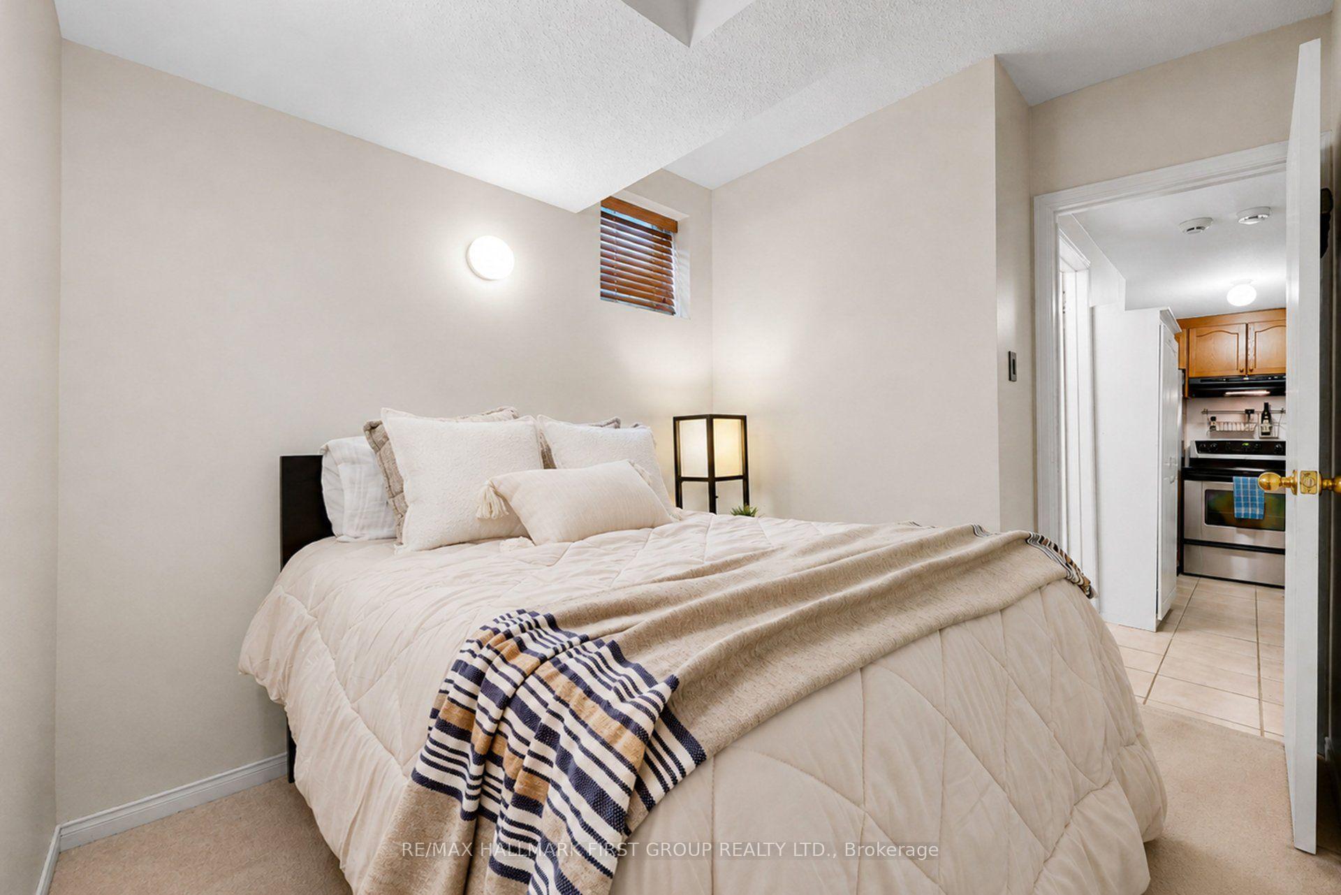 Photo 17 of Unit 34, 42 Pinery Trail, Scarborough, Malvern — HOMEH