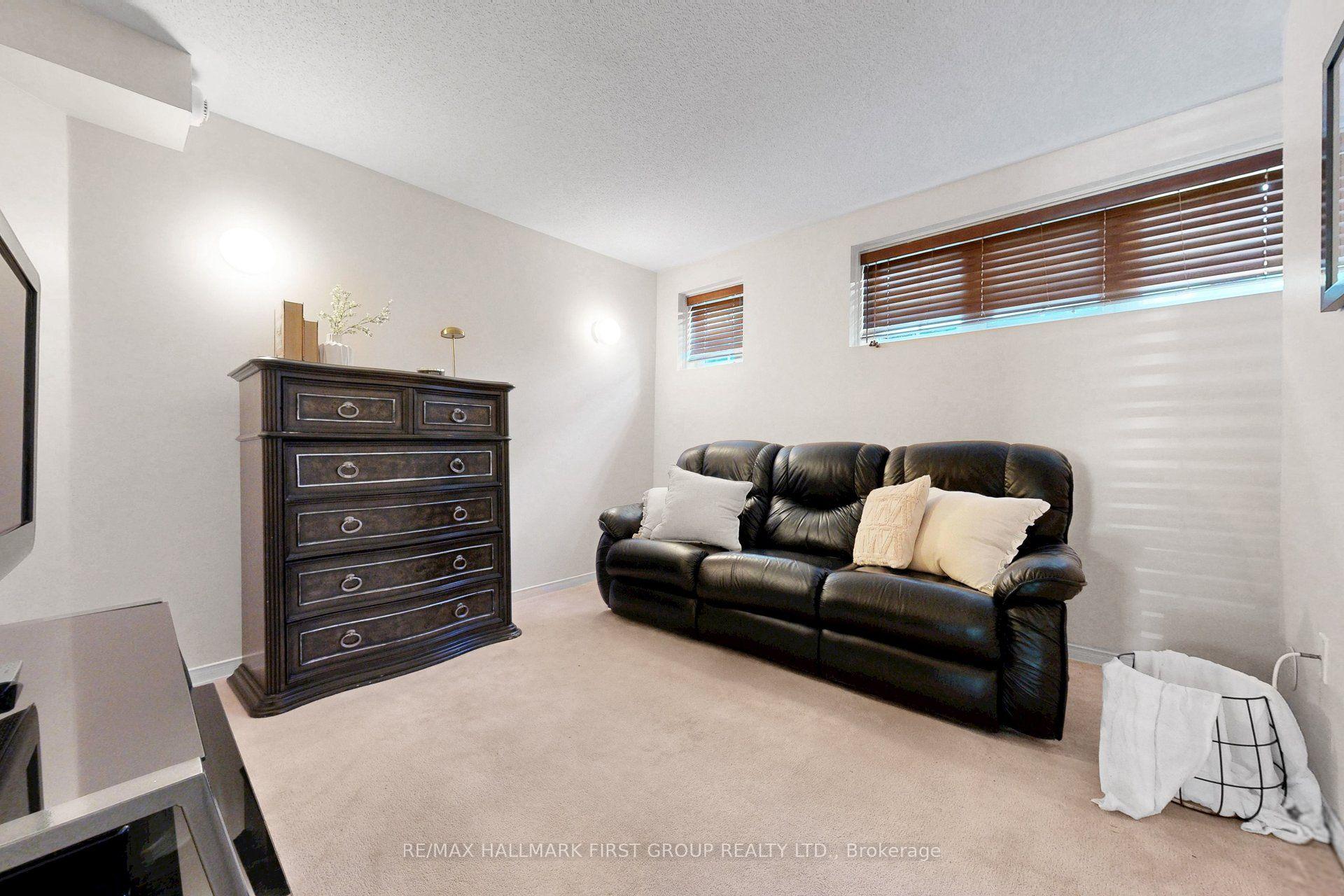Photo 18 of Unit 34, 42 Pinery Trail, Scarborough, Malvern — HOMEH