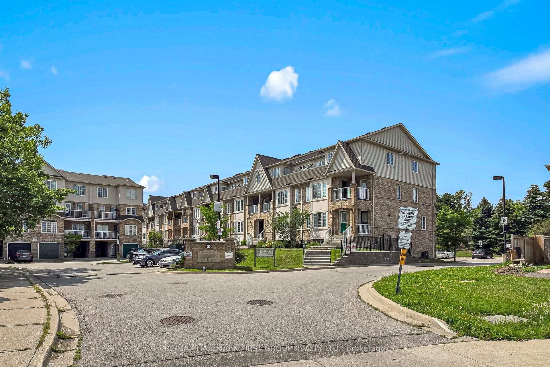 Photo 26 of Unit 34, 42 Pinery Trail, Scarborough, Malvern — HOMEH