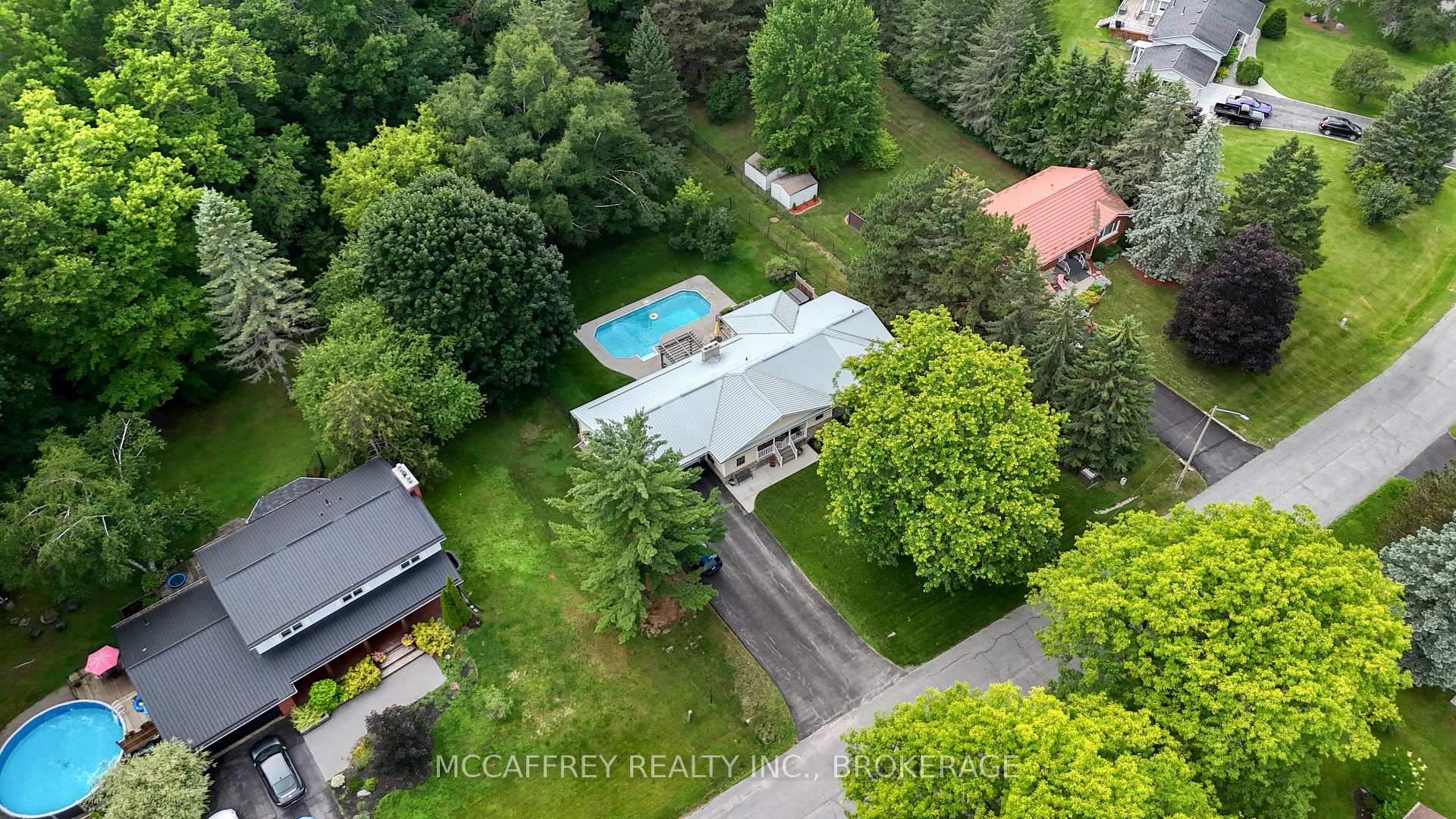 Photo 5 of 62 Edgewood Drive, Greater Napanee, Greater Napanee — HOMEH