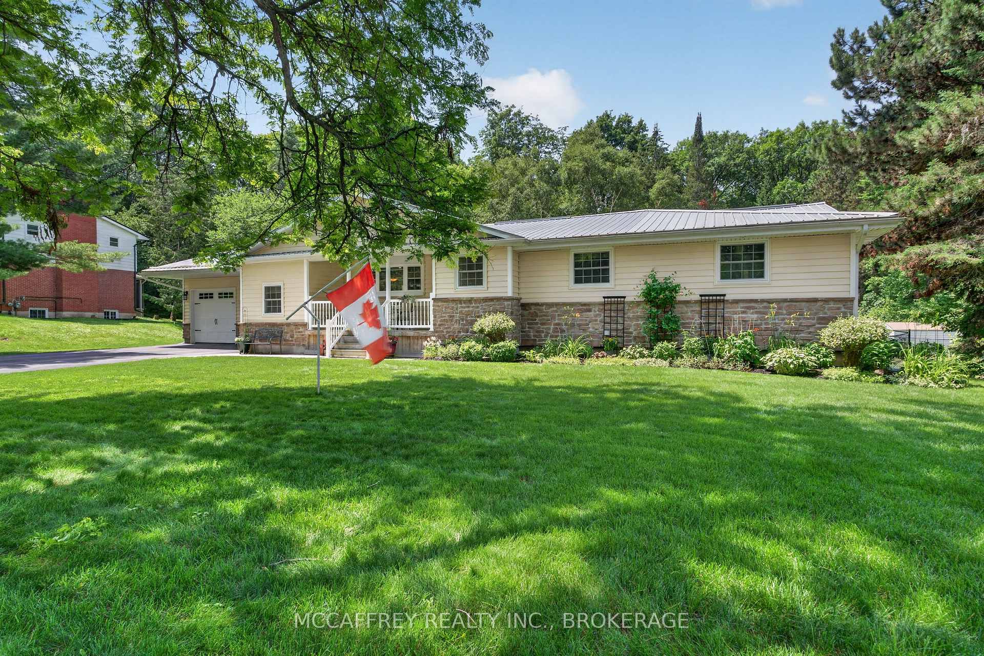 Photo 7 of 62 Edgewood Drive, Greater Napanee, Greater Napanee — HOMEH