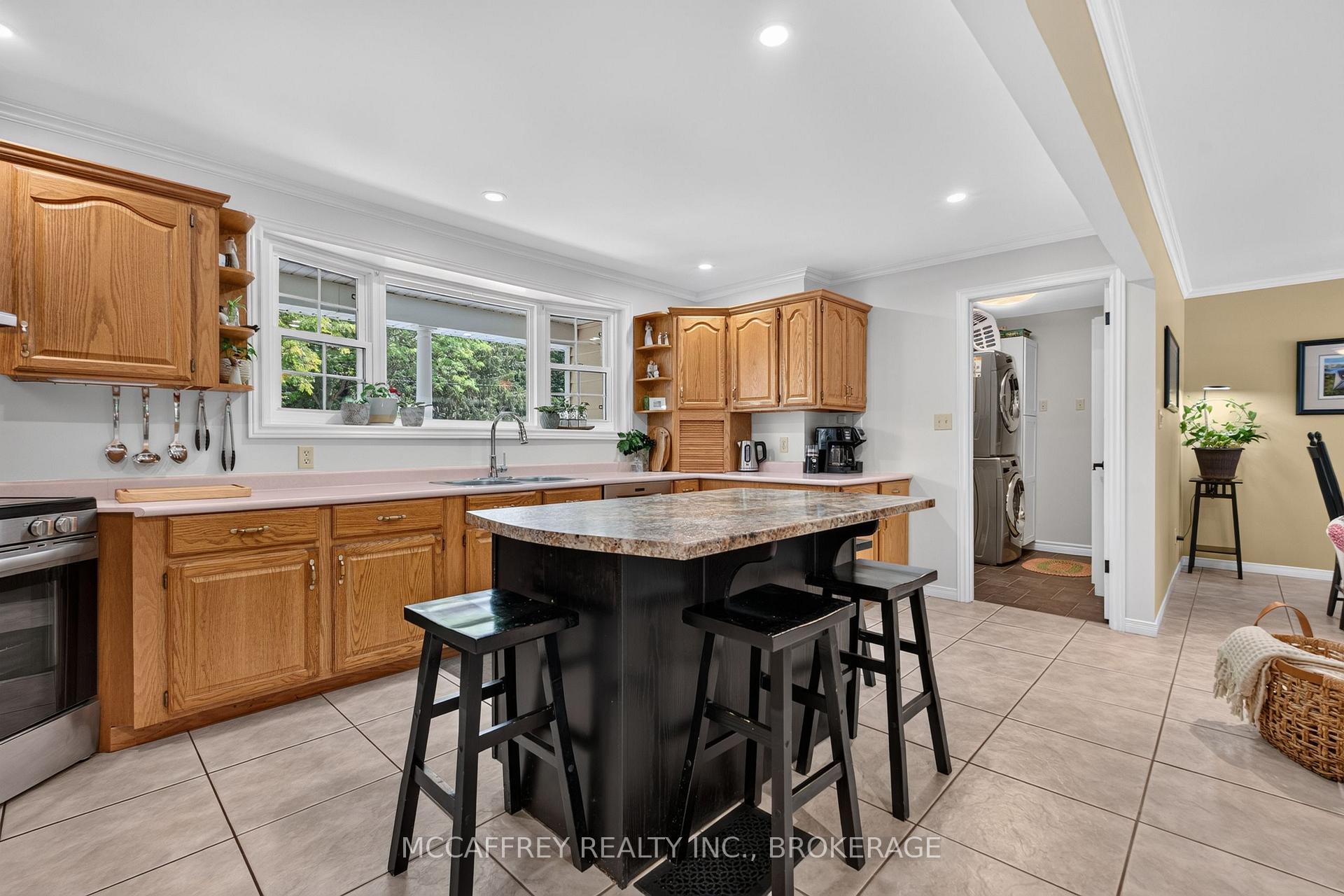 Photo 14 of 62 Edgewood Drive, Greater Napanee, Greater Napanee — HOMEH