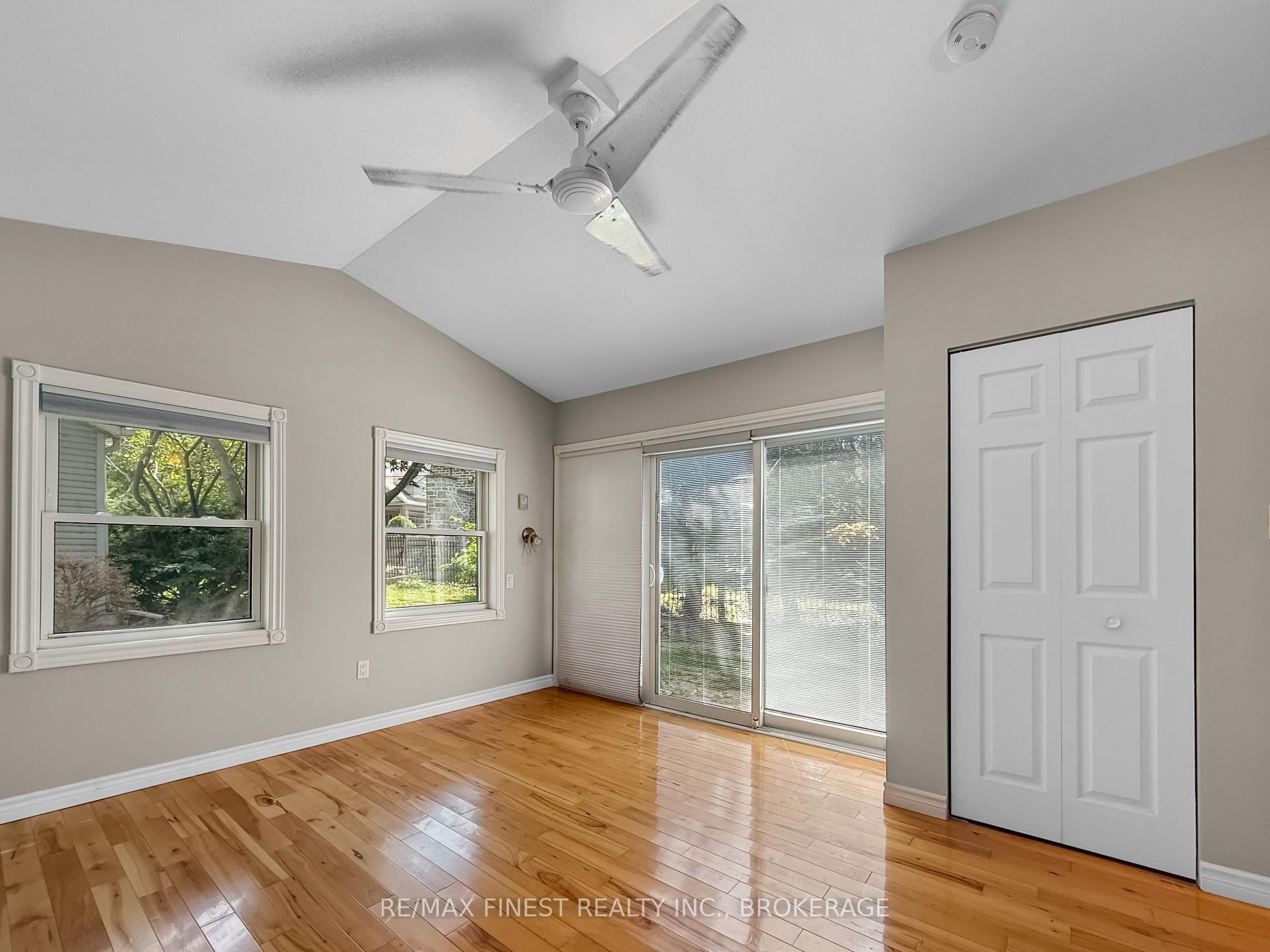 Photo 16 of 9 Point Crescent, Kingston, City SouthWest — HOMEH