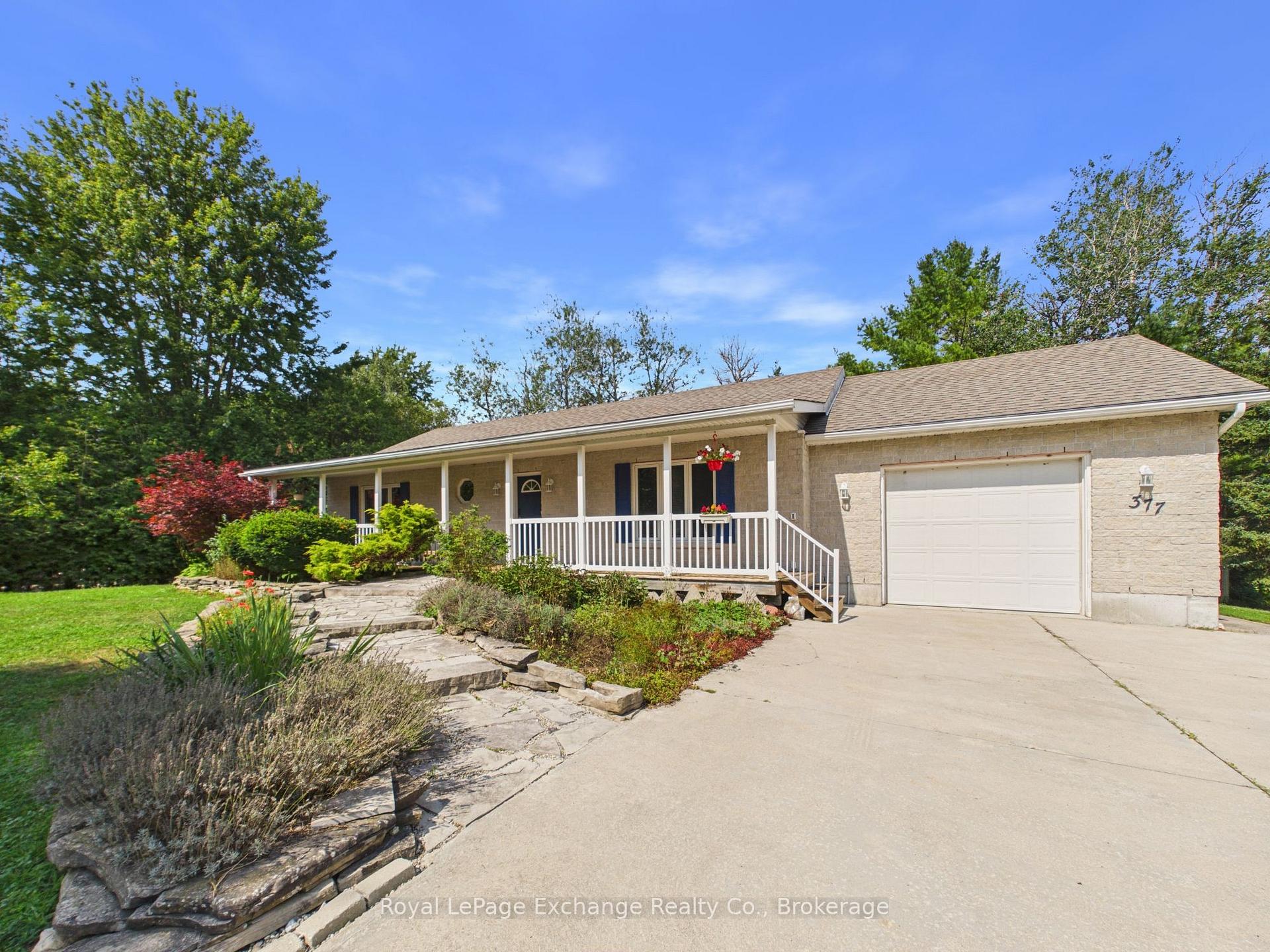 Photo 2 of 377 Lake Range Drive, Huron-Kinloss — HOMEH