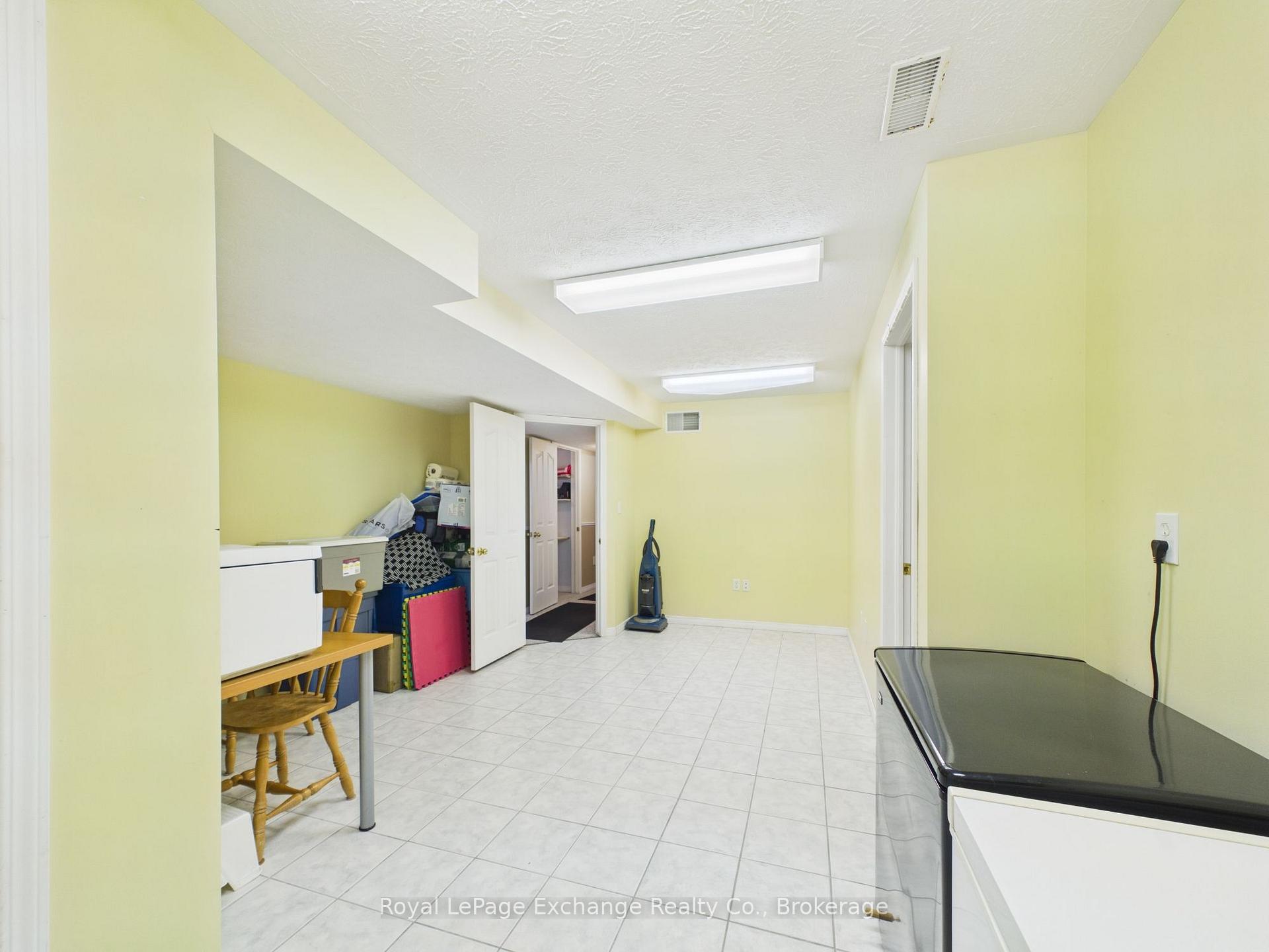 Photo 22 of 377 Lake Range Drive, Huron-Kinloss — HOMEH