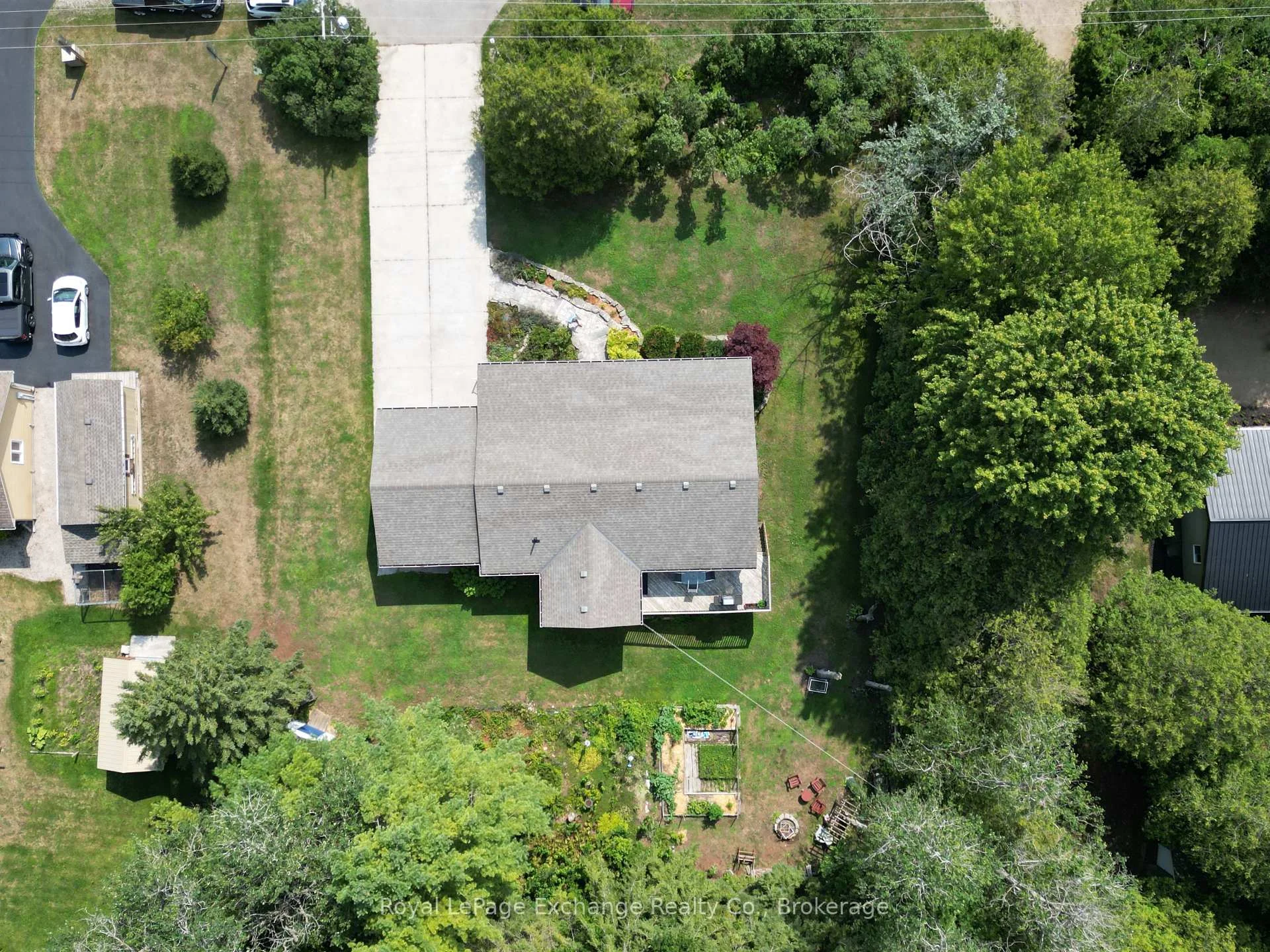 Photo 35 of 377 Lake Range Drive, Huron-Kinloss — HOMEH