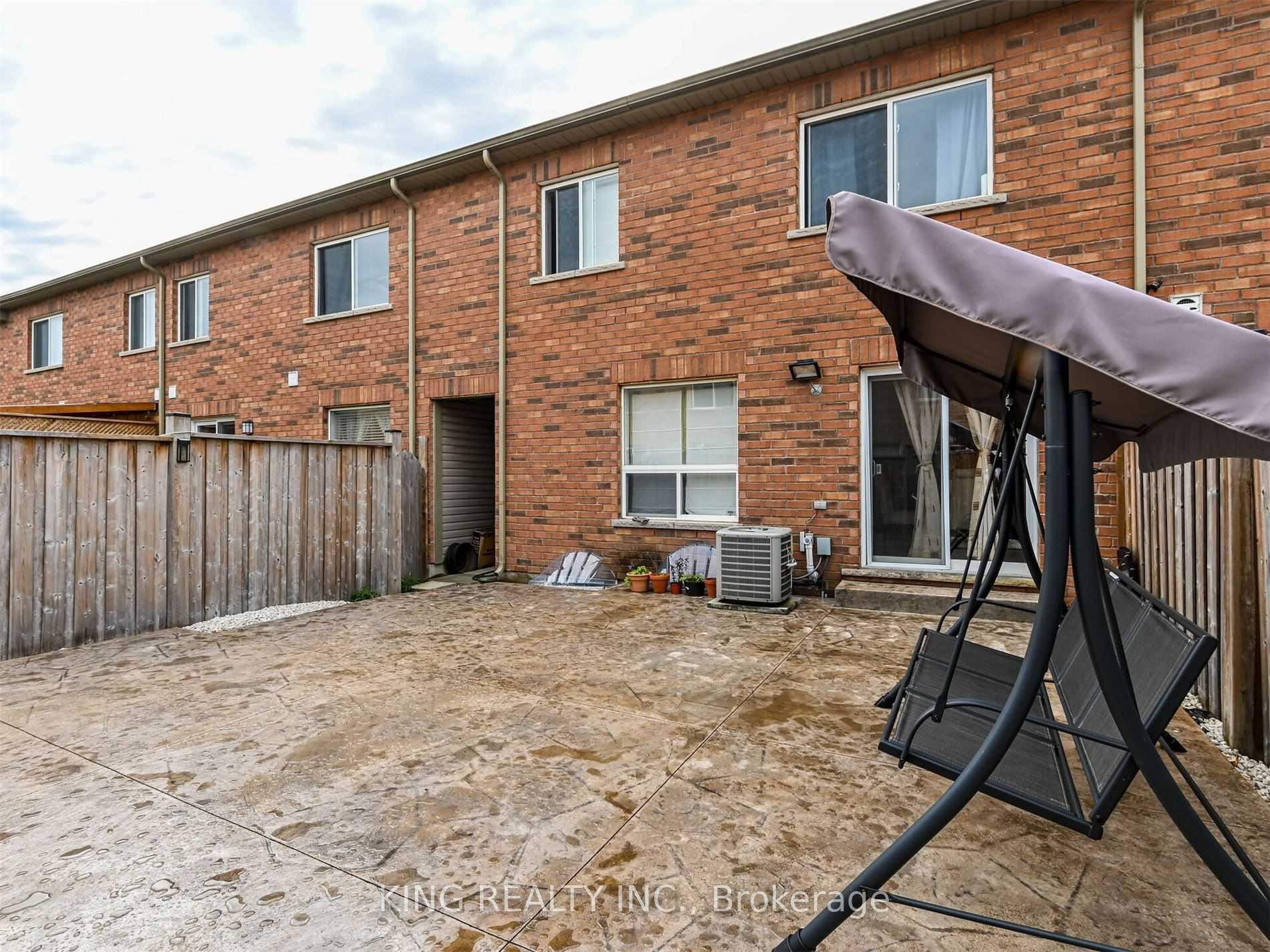 Photo 23 of 23 Wall Street, Brampton, Sandringham-Wellington — HOMEH